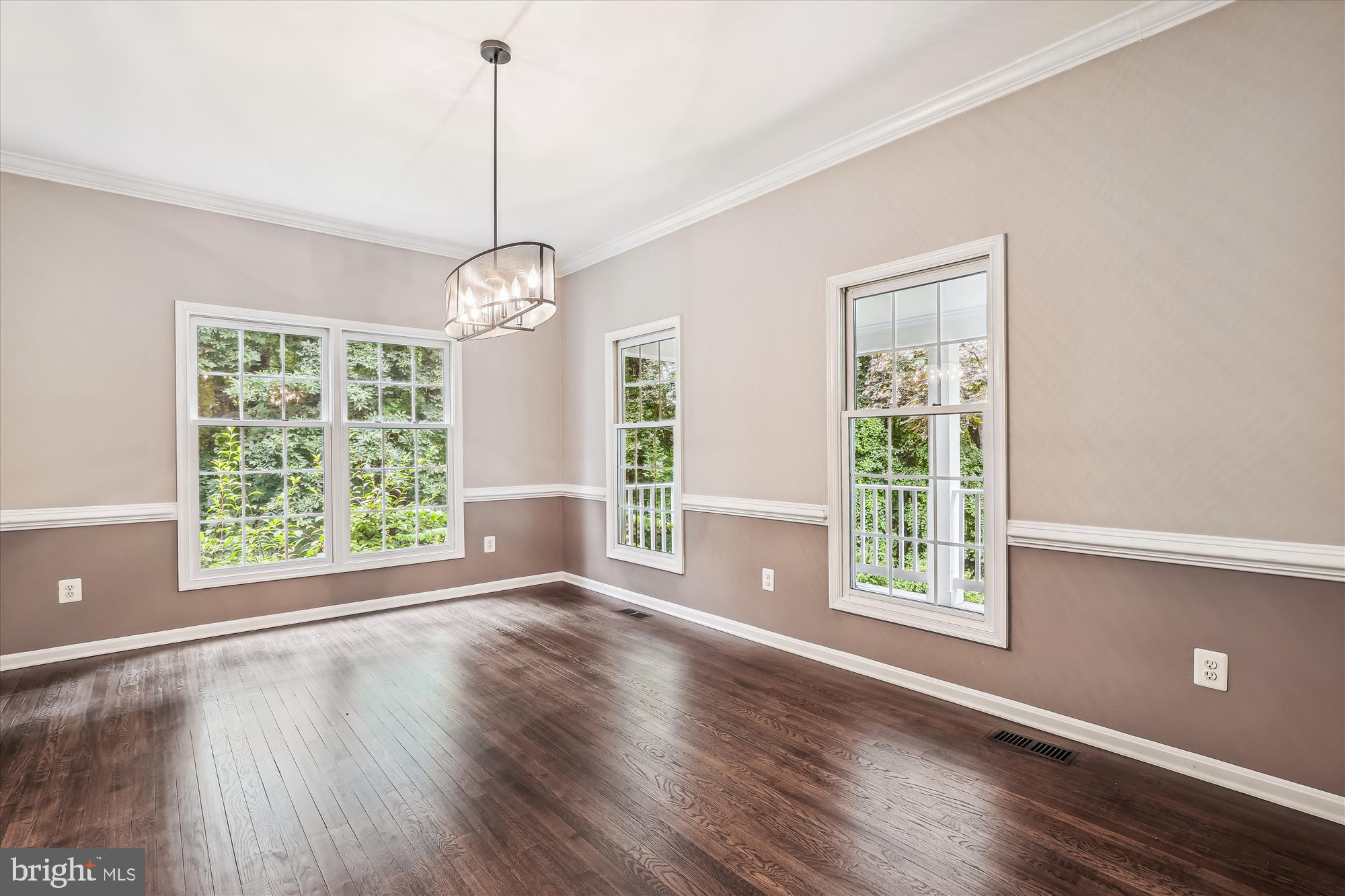 OAKTON - Residential