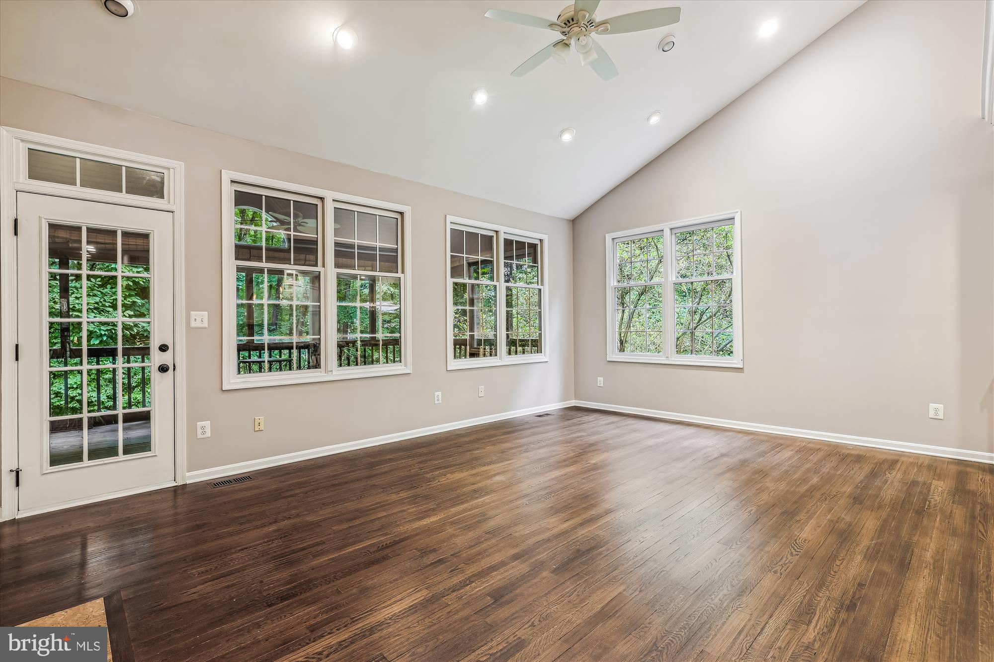 OAKTON - Residential