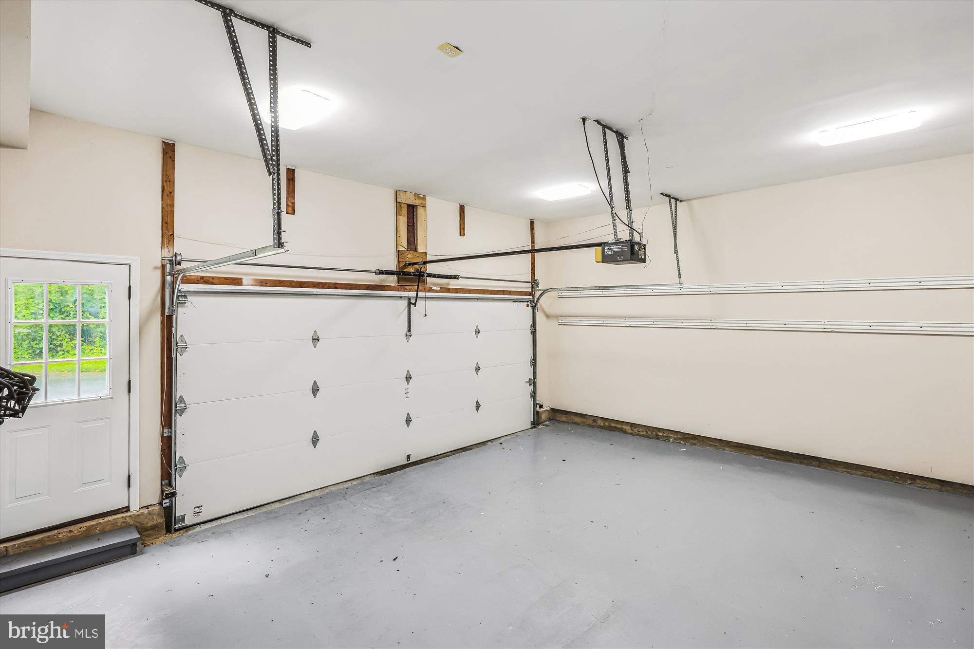 OAKTON - Residential