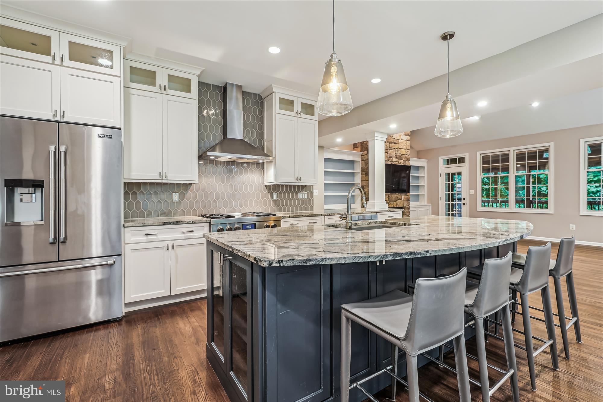 OAKTON - Residential