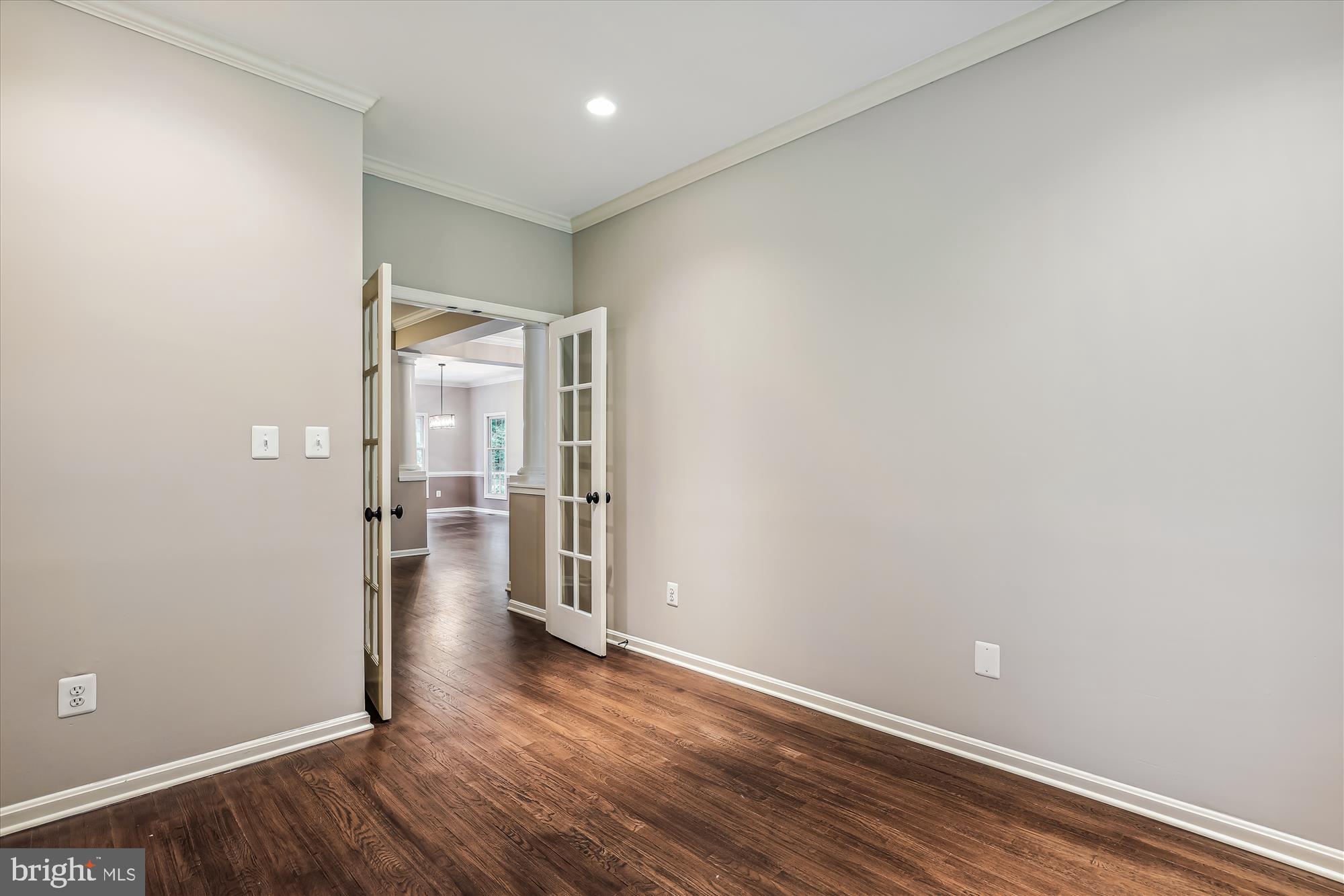 OAKTON - Residential