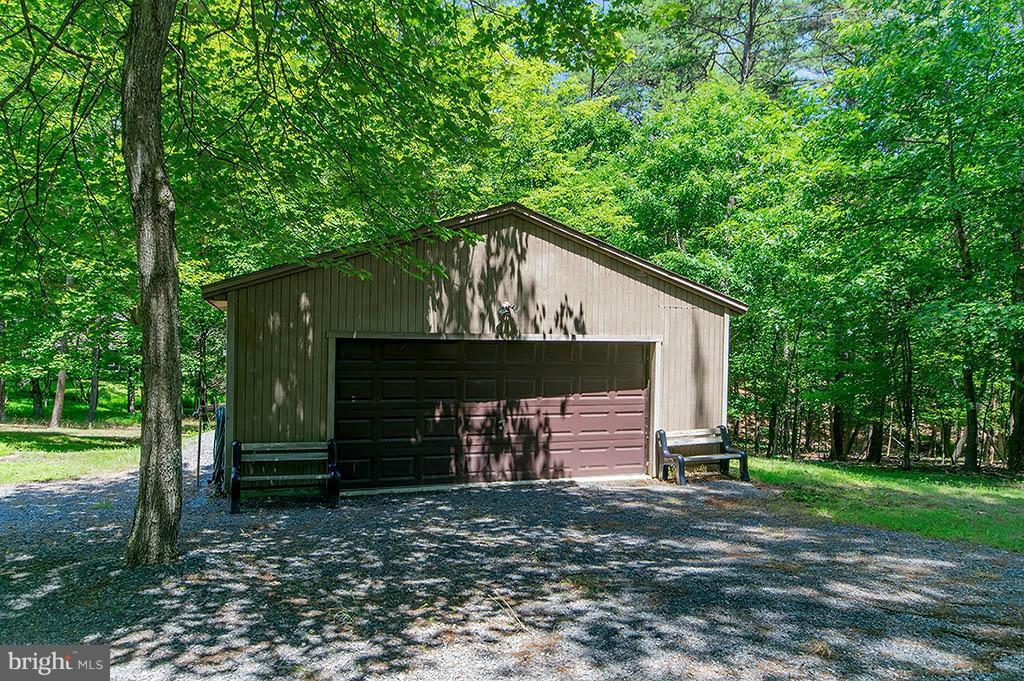 THE WOODS - Residential