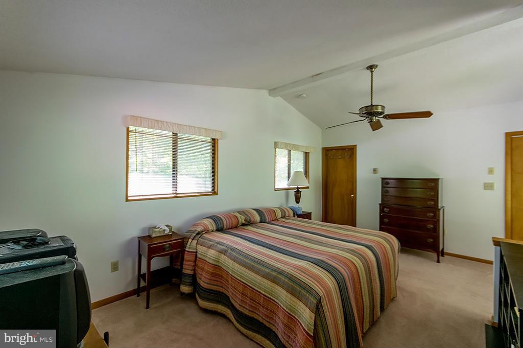 THE WOODS - Residential