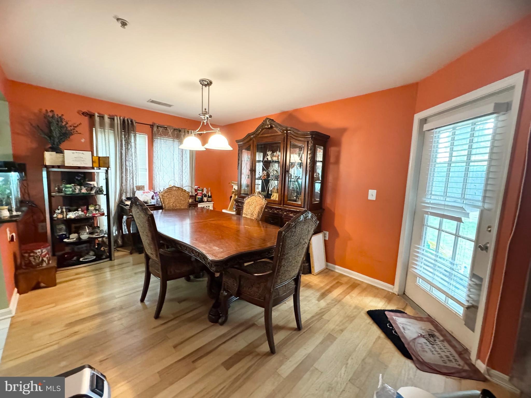 18310 FEATHERTREE WAY 287