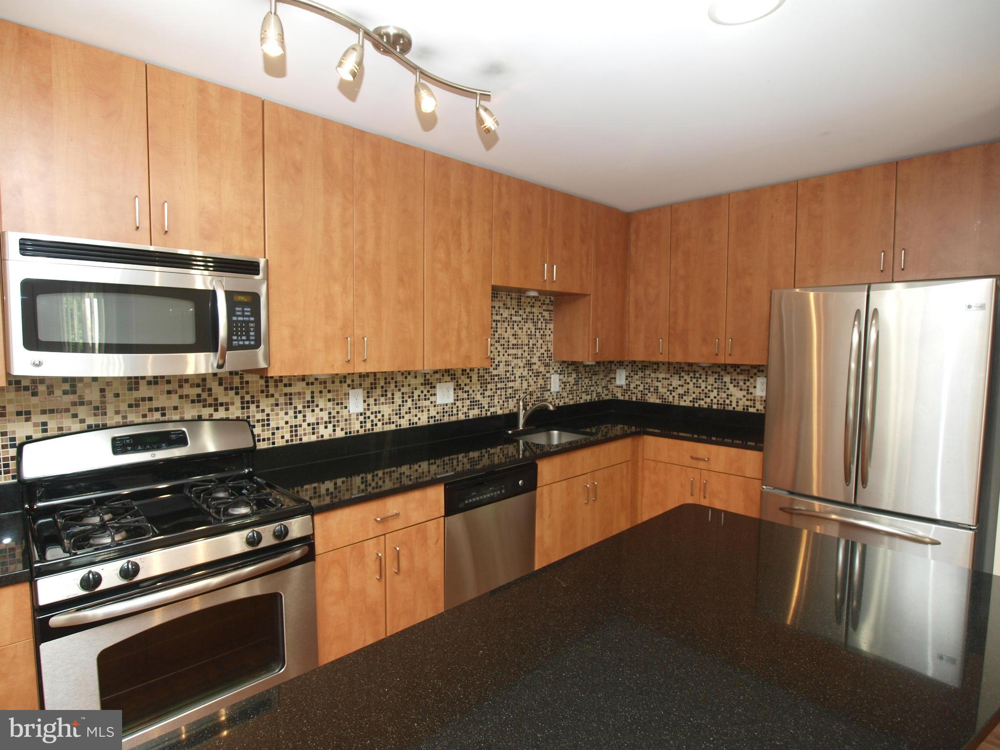 THE LANDING AT SPA CREEK - Residential