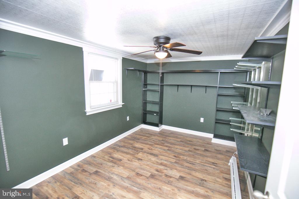 HOLLY LAKE ESTATES - Residential