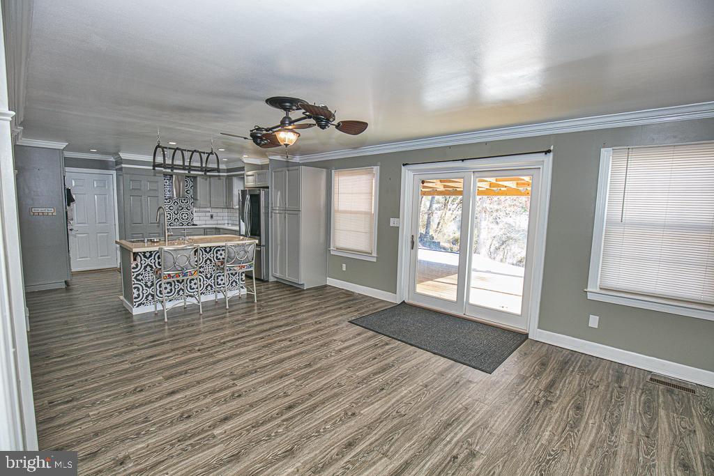 HOLLY LAKE ESTATES - Residential