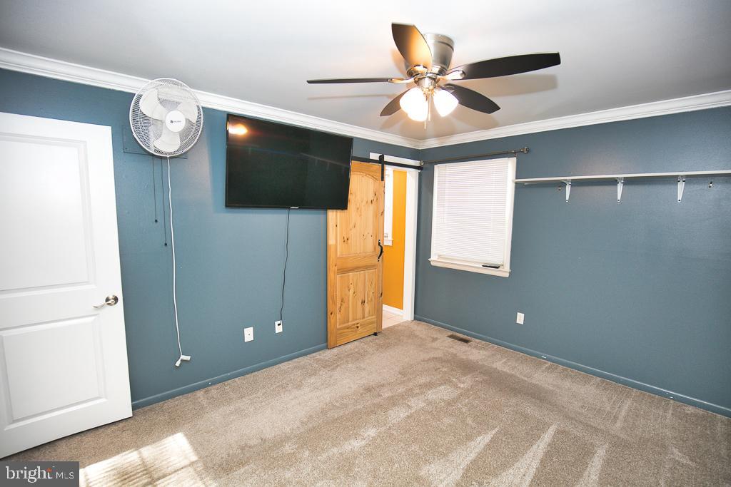 HOLLY LAKE ESTATES - Residential