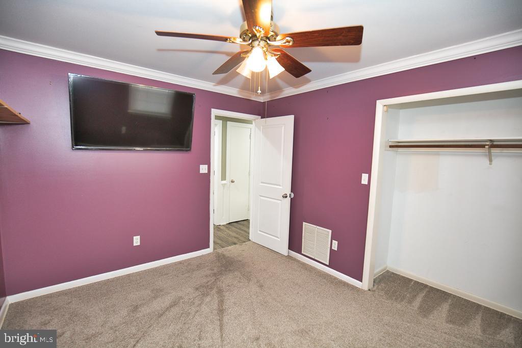 HOLLY LAKE ESTATES - Residential