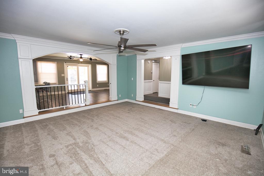 HOLLY LAKE ESTATES - Residential