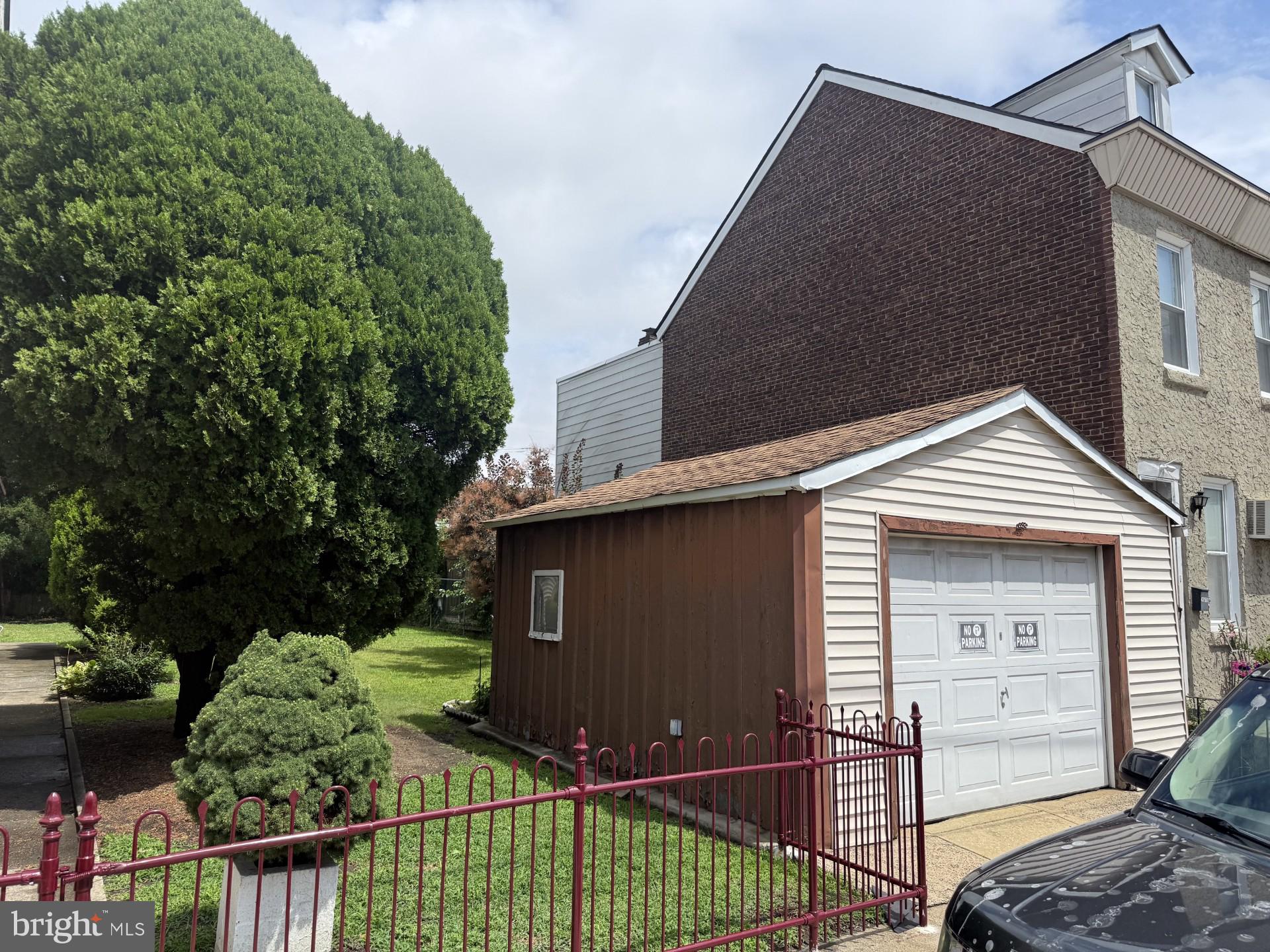 4752 TACONY STREET 54
