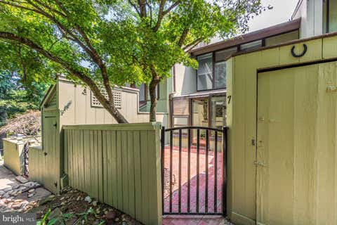 Townhouse For Rent - 7 Belaire Way<br/> Bucks County, NEW HOPE, PA 18938