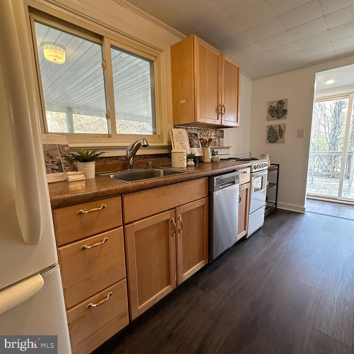 SKYLAND ESTATES - Residential