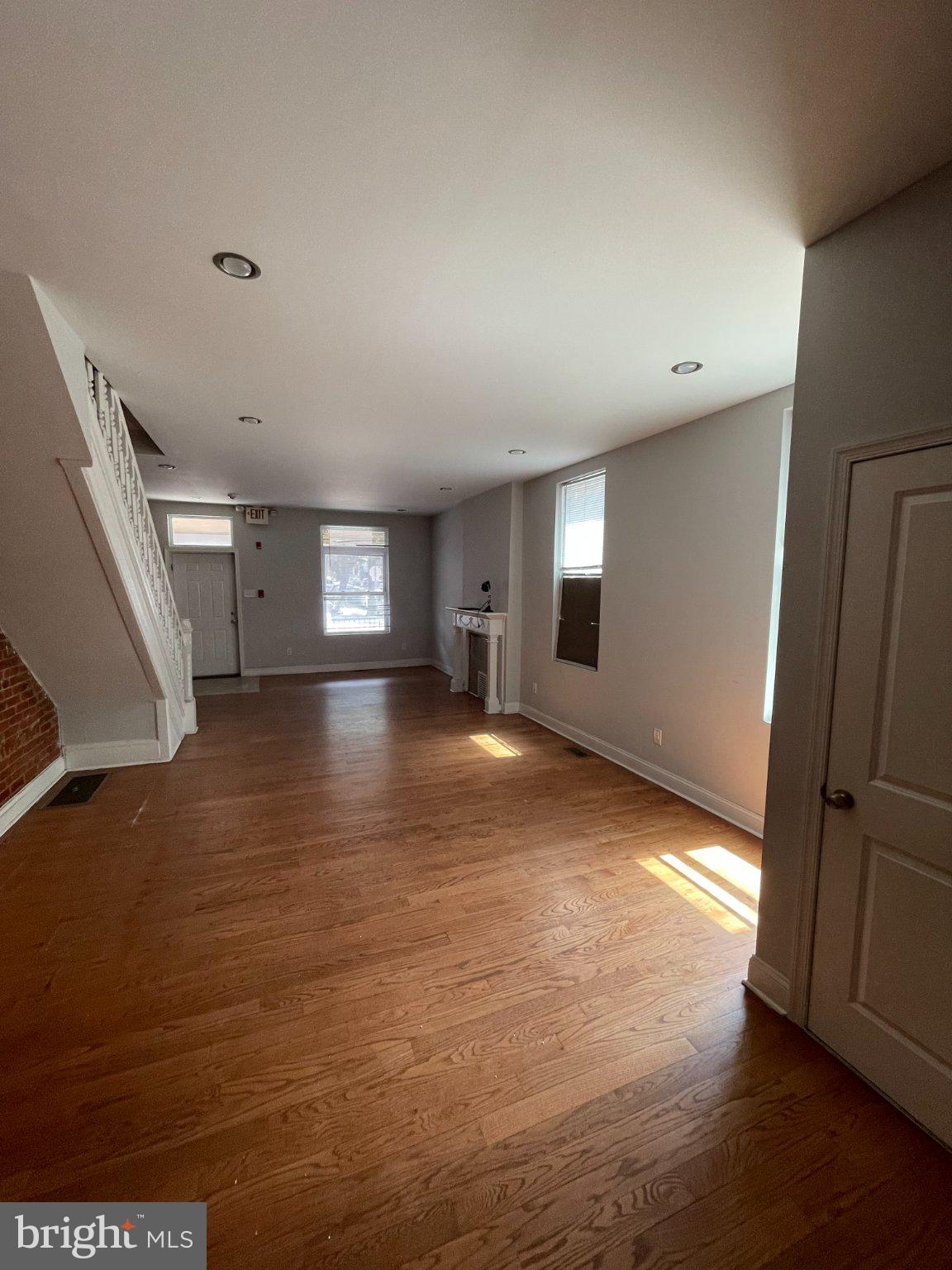 MANTUA - Residential