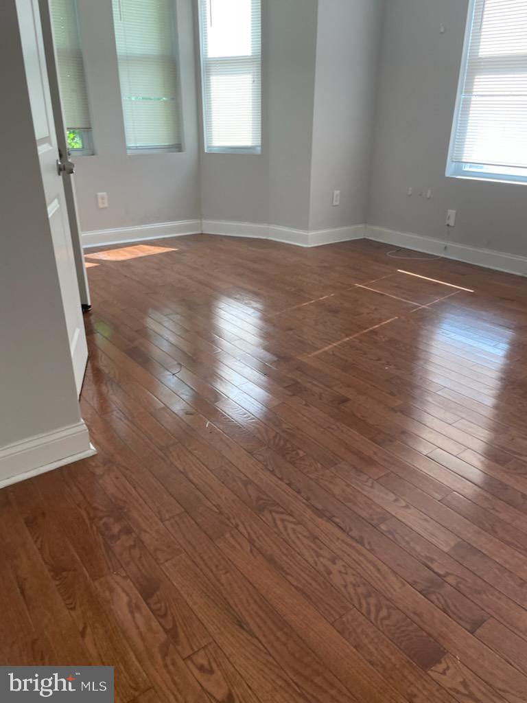 MANTUA - Residential