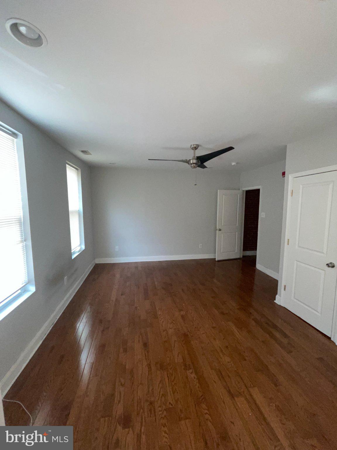 MANTUA - Residential