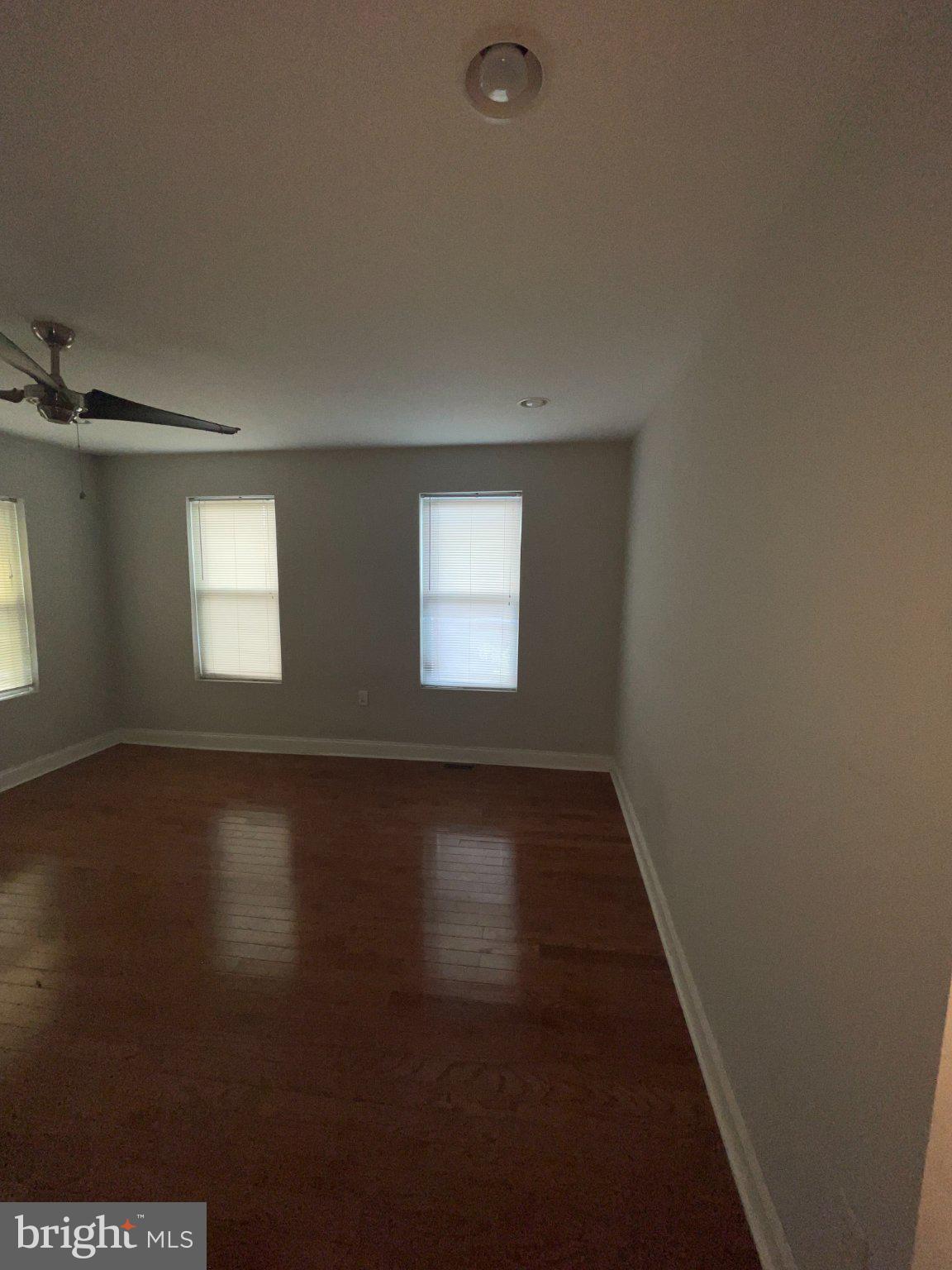 MANTUA - Residential