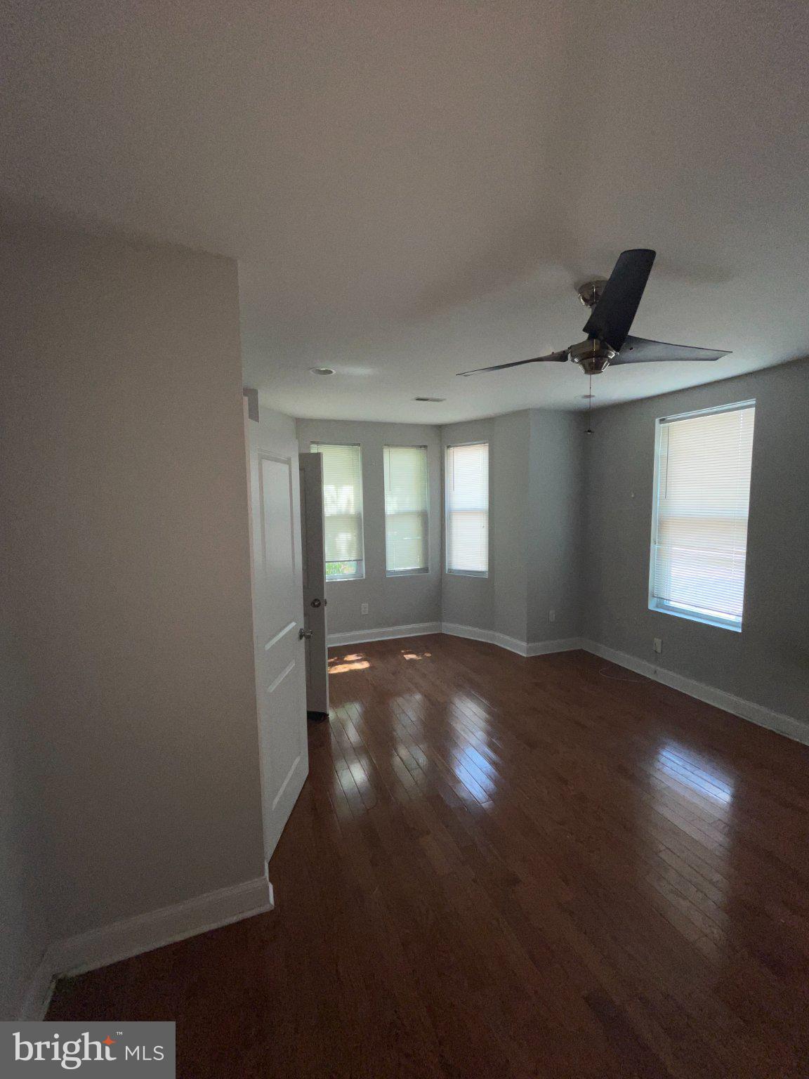 MANTUA - Residential