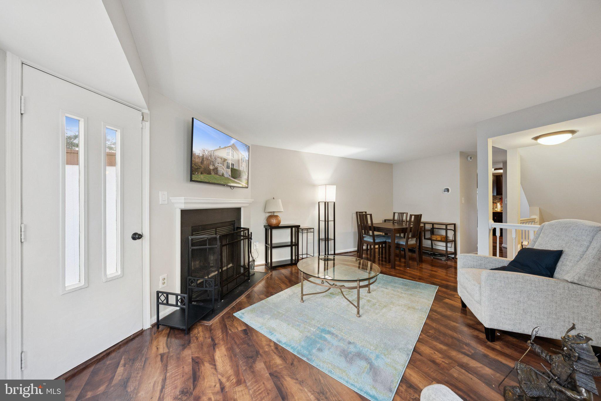 7307 CASTLEBERG COURT