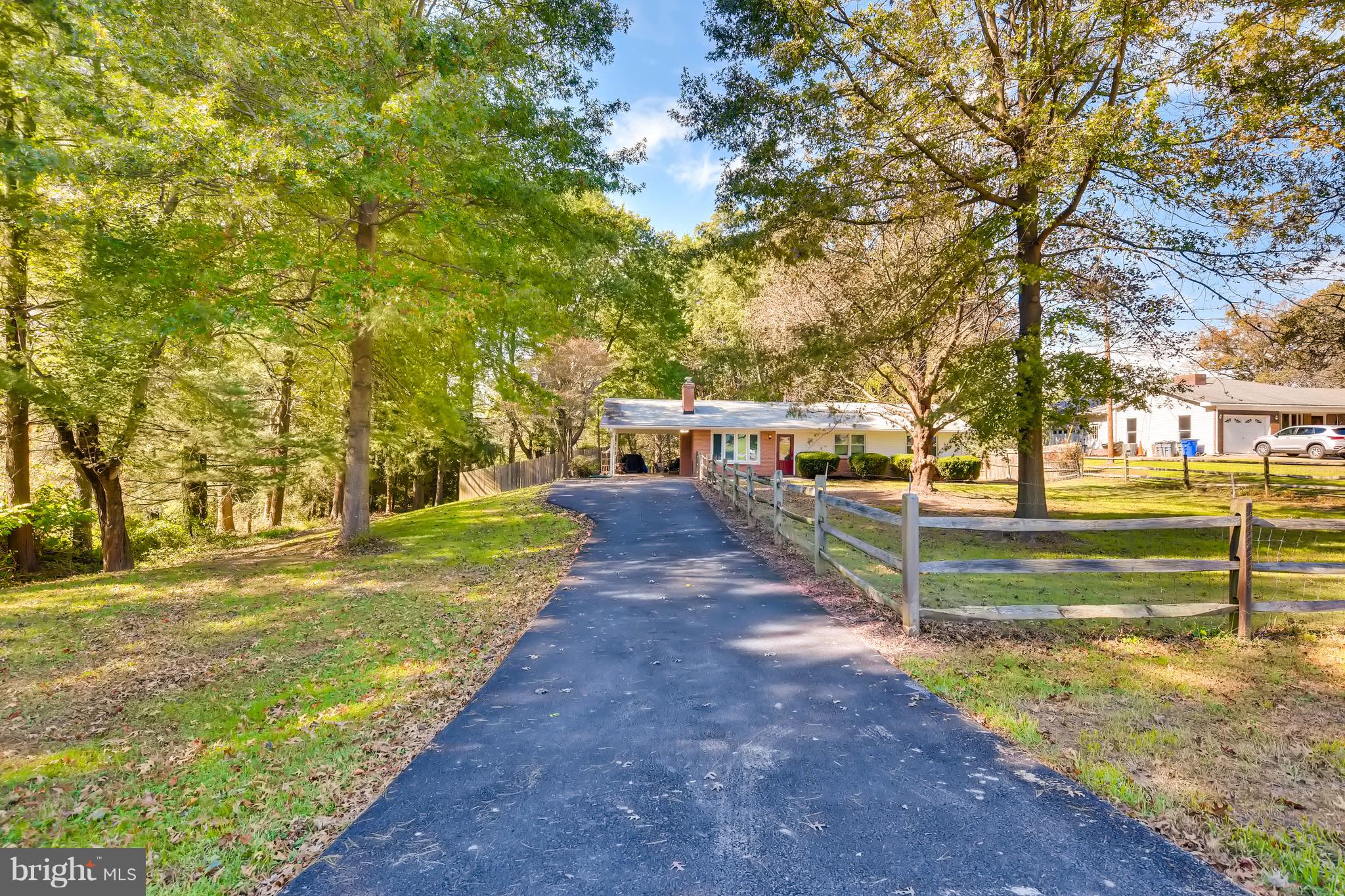 MOUNT HEBRON - Residential