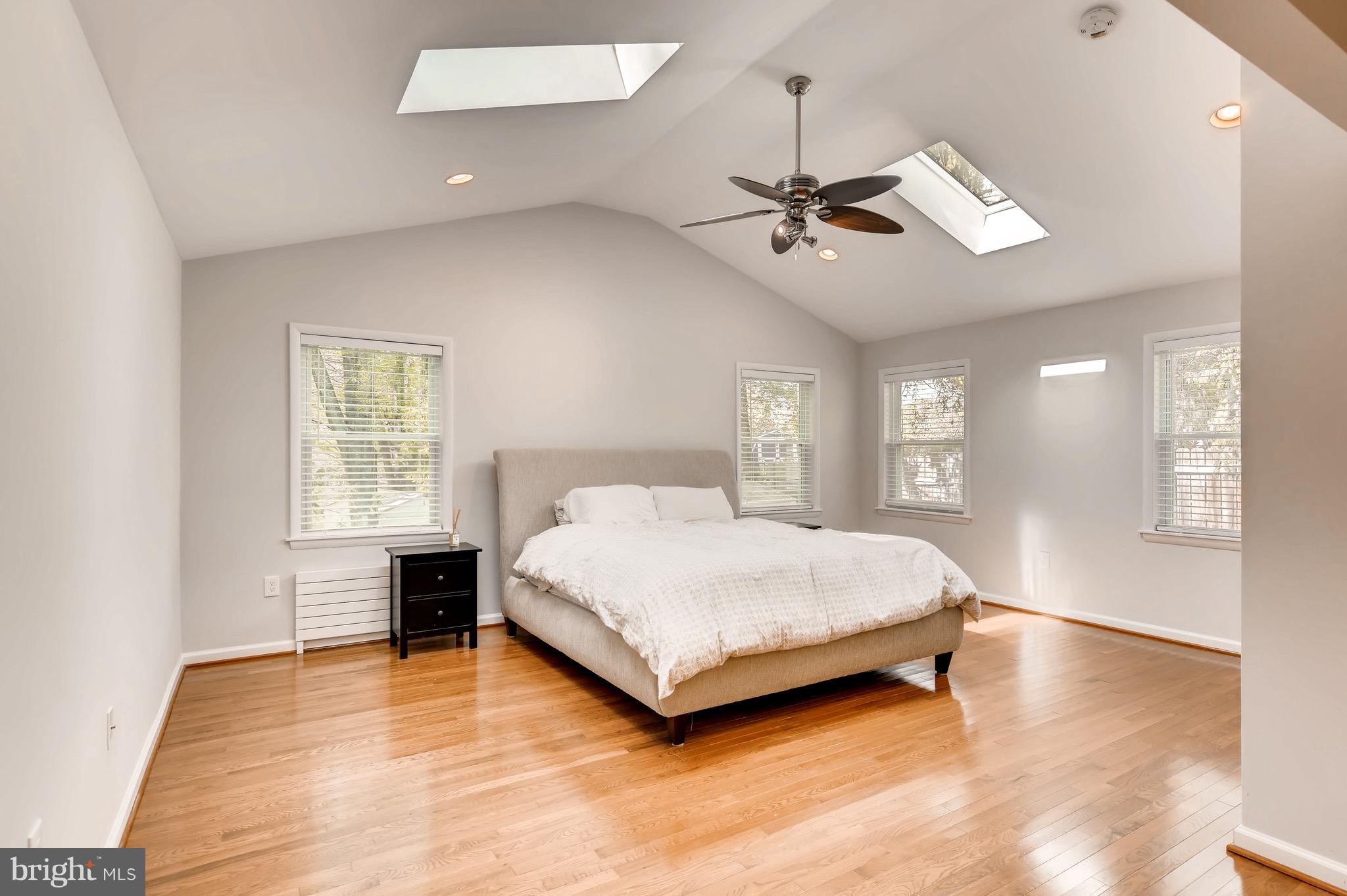 MOUNT HEBRON - Residential