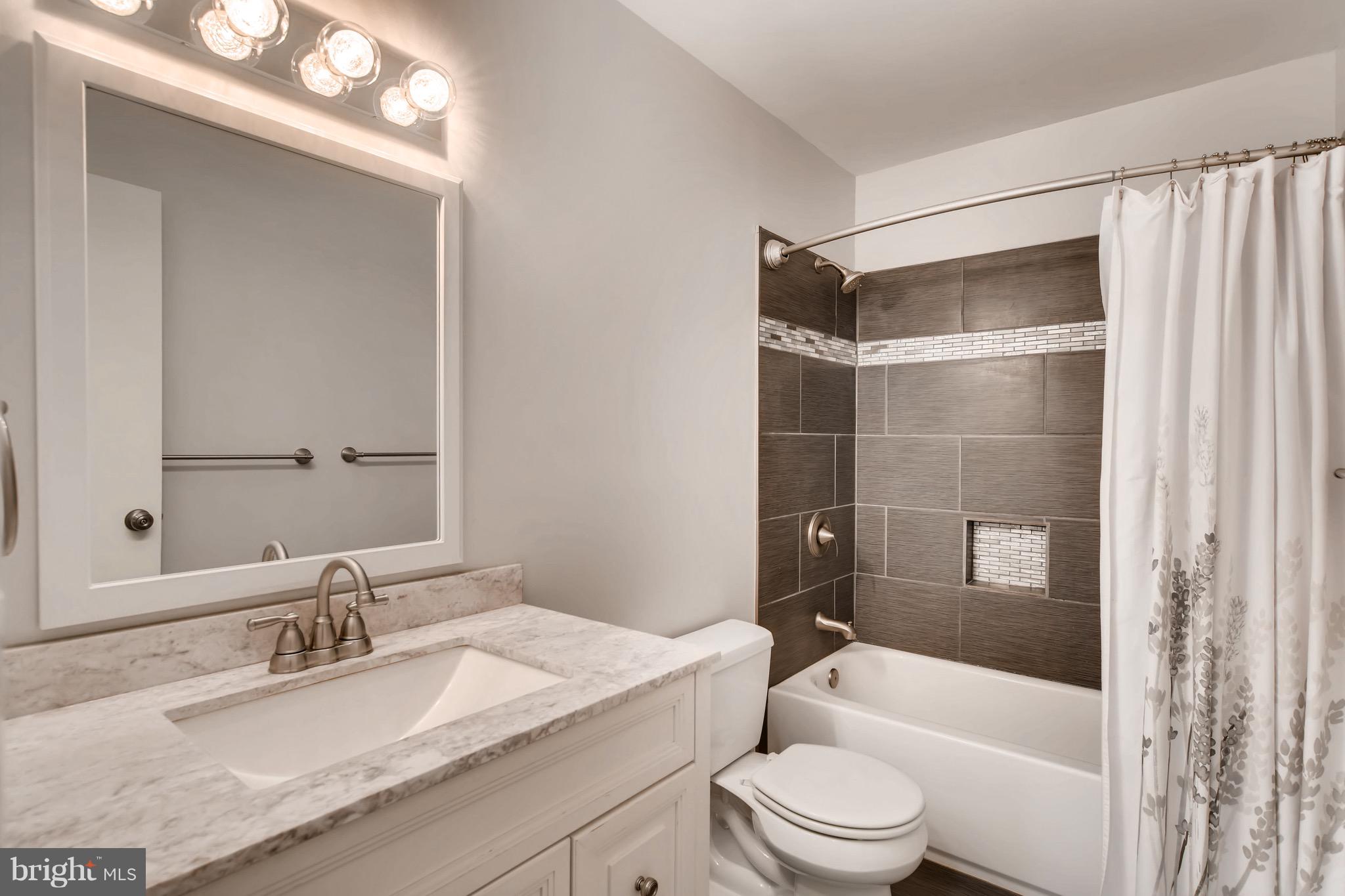 MOUNT HEBRON - Residential