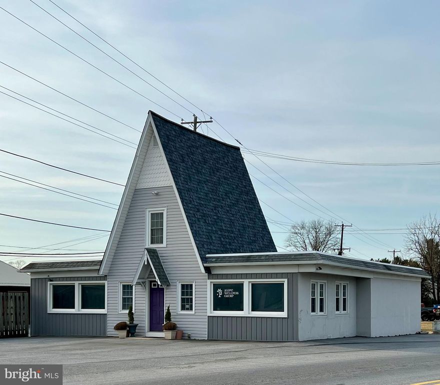 Prime Commercial Office Space for Lease – High Traffic Location

Located at the corner of Barnsley Rd and Baltimore Pike, this commercial office space offers a highly visible, prime location in one of the area’s busiest corridors. With ample on-site parking, your clients and staff will enjoy easy access to the property.

The building has undergone recent additions and updates, ensuring a modern and functional space for your business. Situated in a high-traffic area, it’s an ideal setting for any small business looking to establish itself in a thriving neighborhood.

Don’t miss out on this perfect opportunity to grow your business in a sought-after location! Check with the township for possible uses.