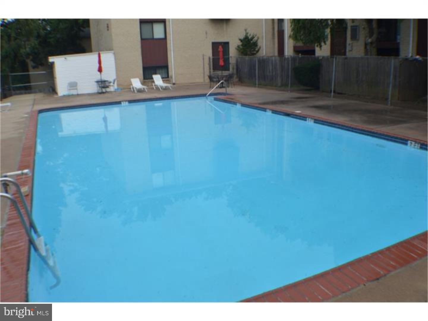 BENTLEY SQUARE - Residential Lease