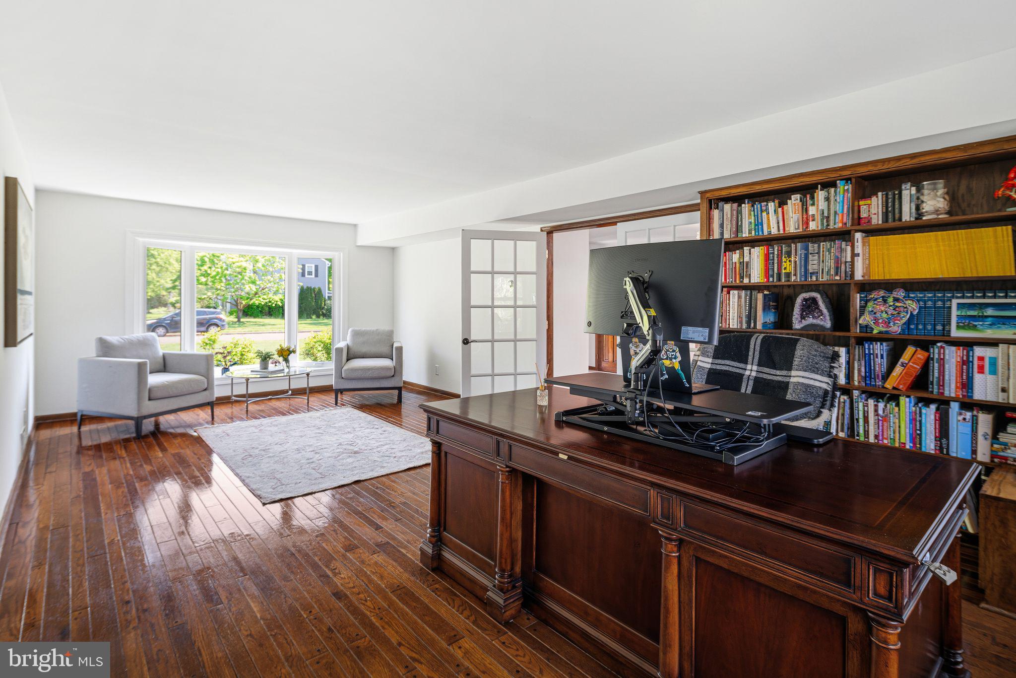 WYNNEWOOD - Residential