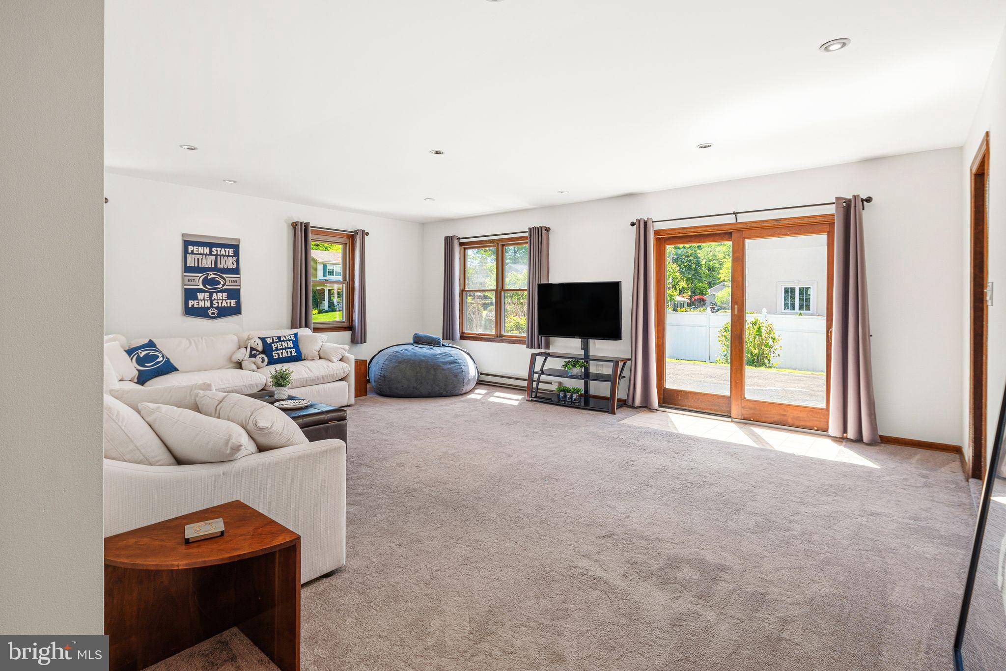 WYNNEWOOD - Residential
