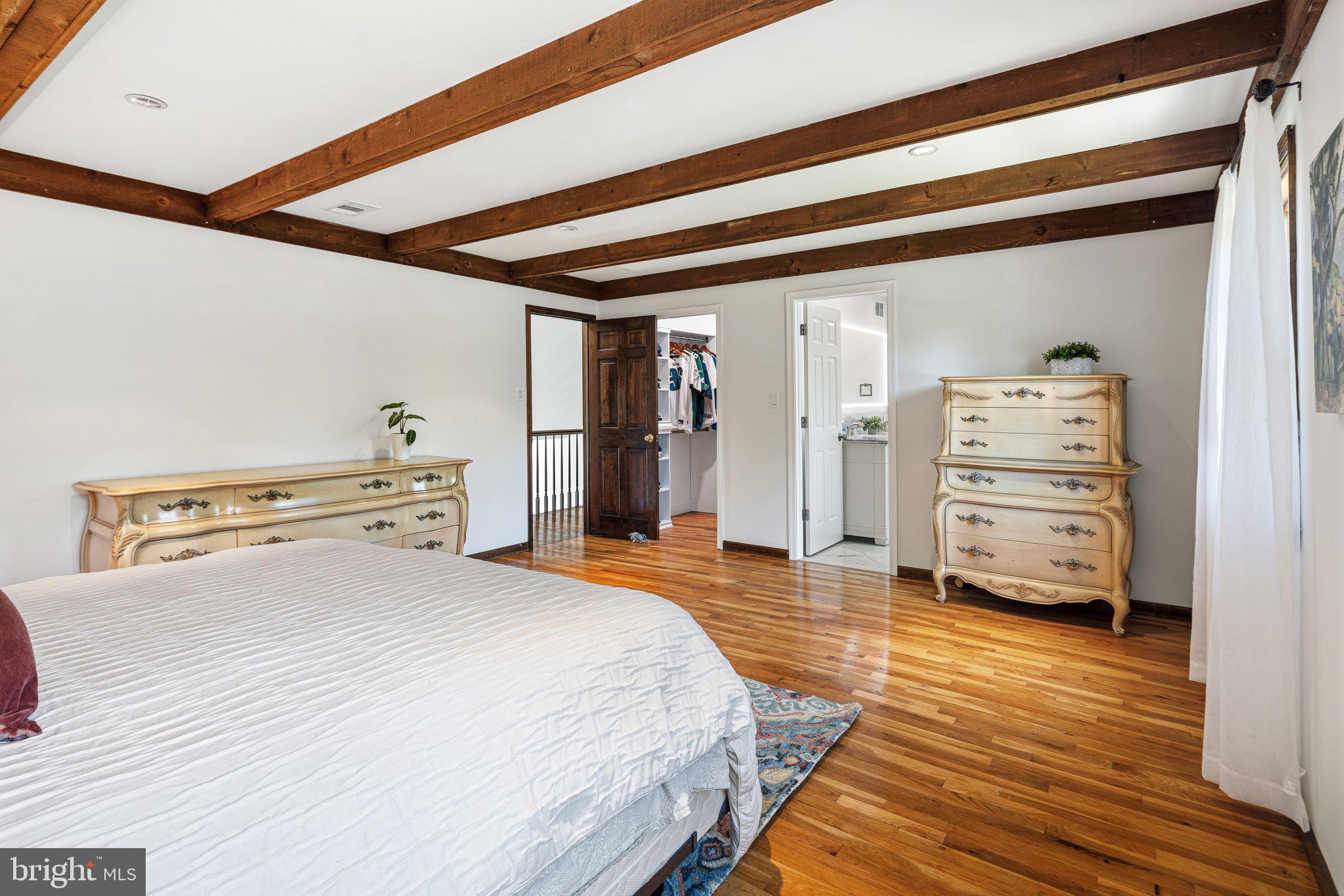 WYNNEWOOD - Residential