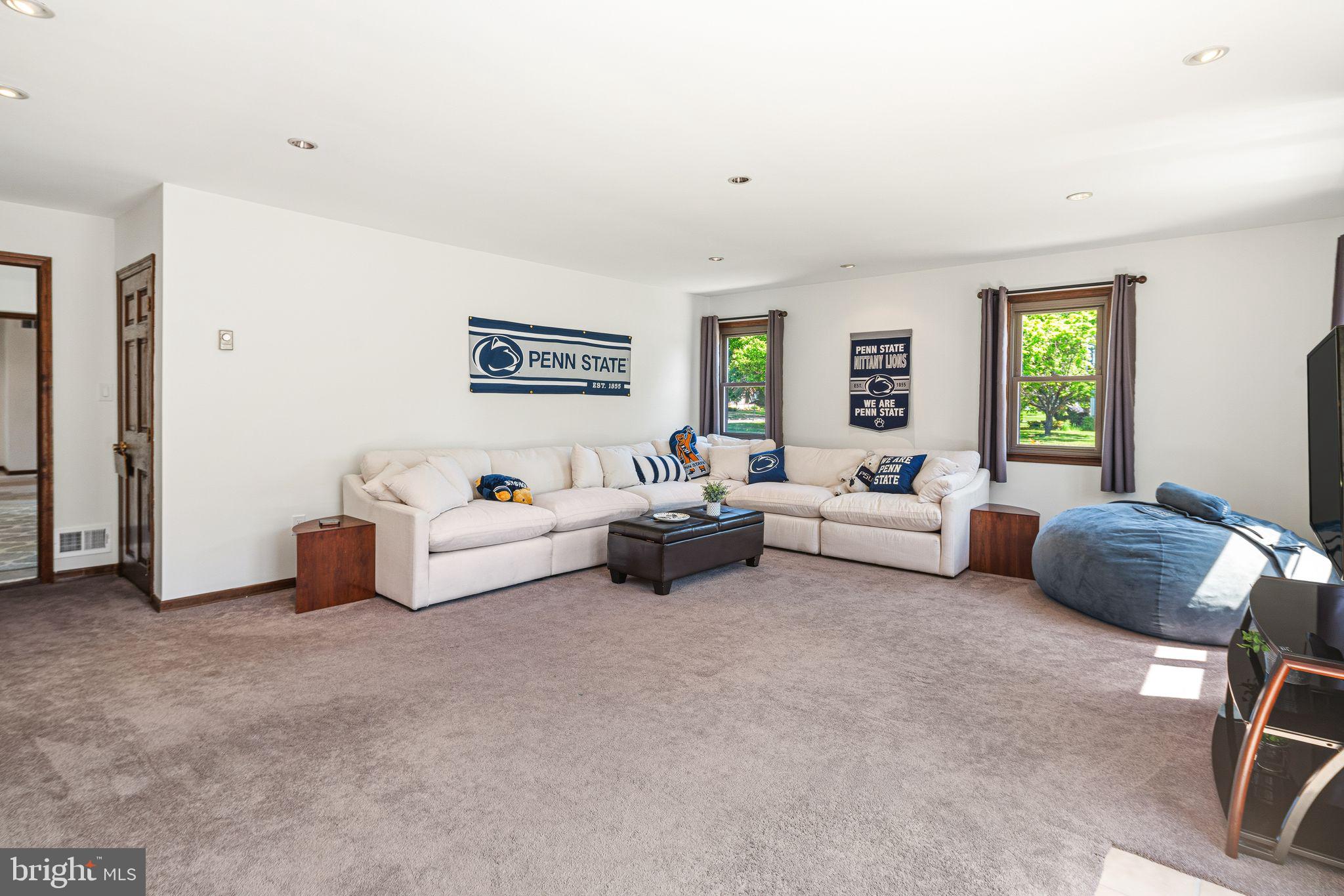WYNNEWOOD - Residential