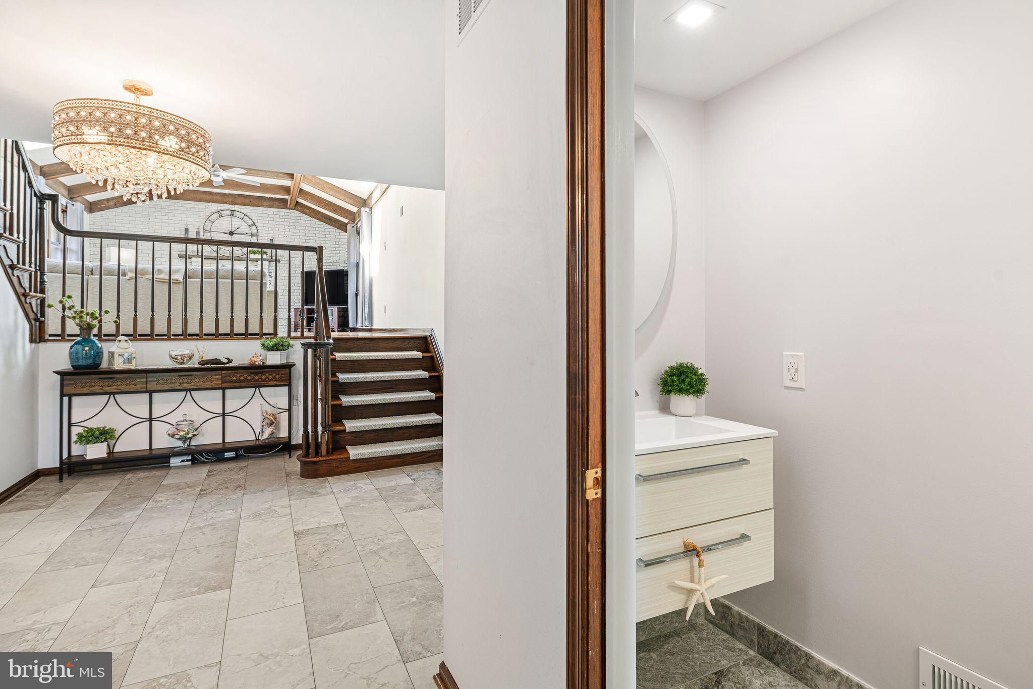 WYNNEWOOD - Residential
