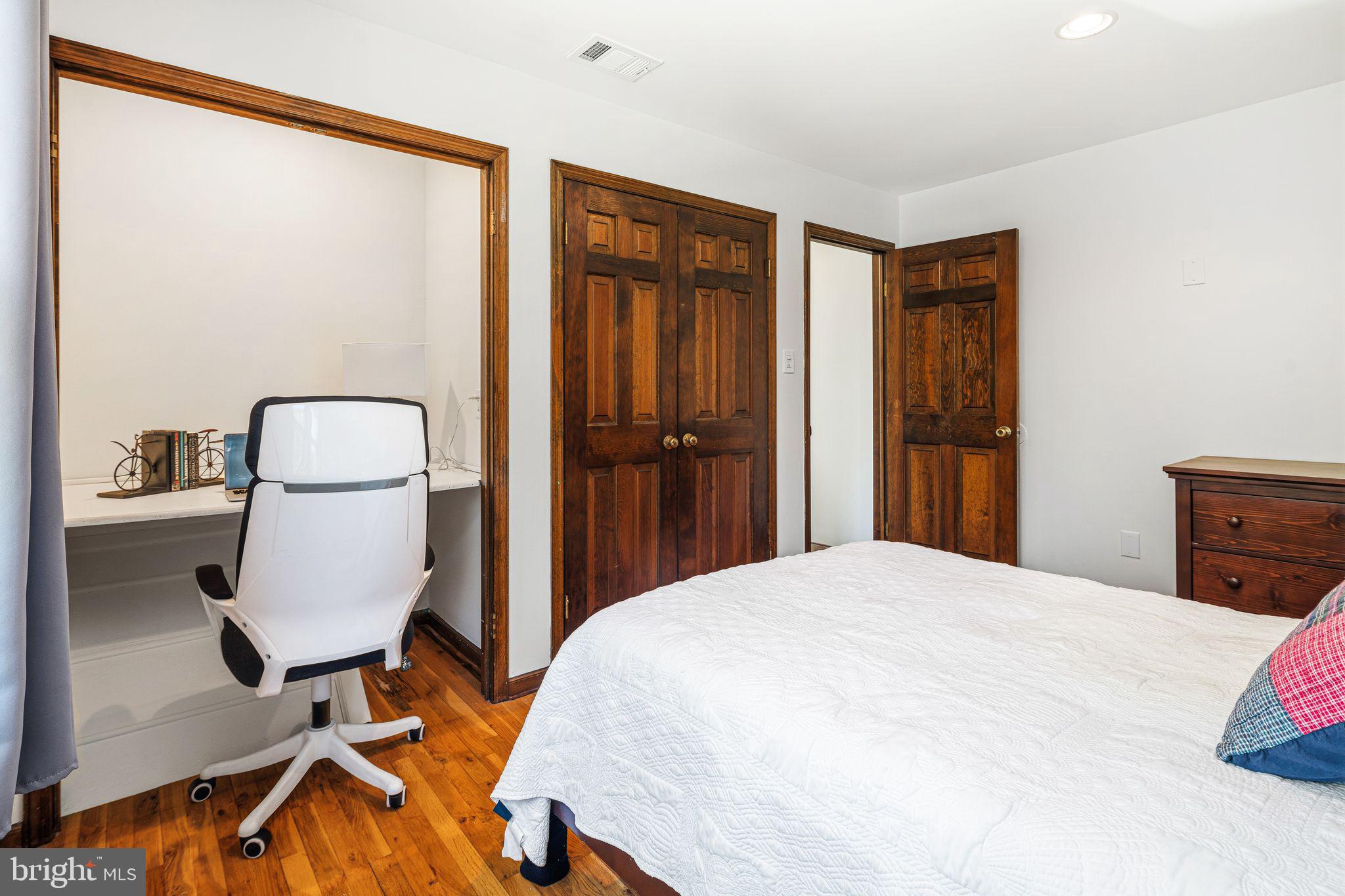 WYNNEWOOD - Residential
