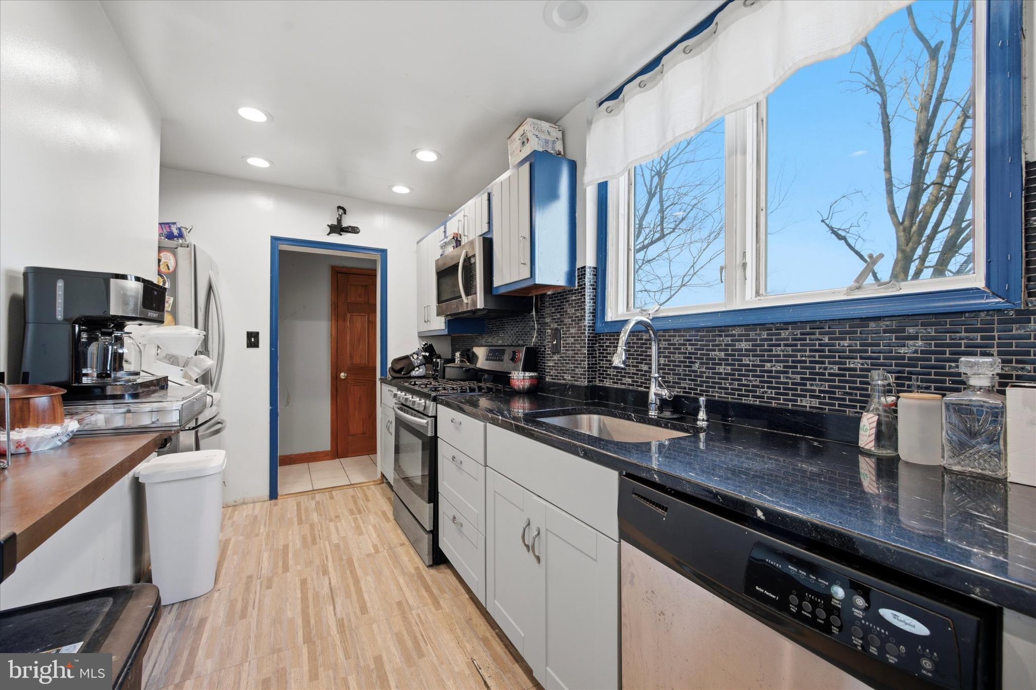 HIGHLAND PARK - Residential