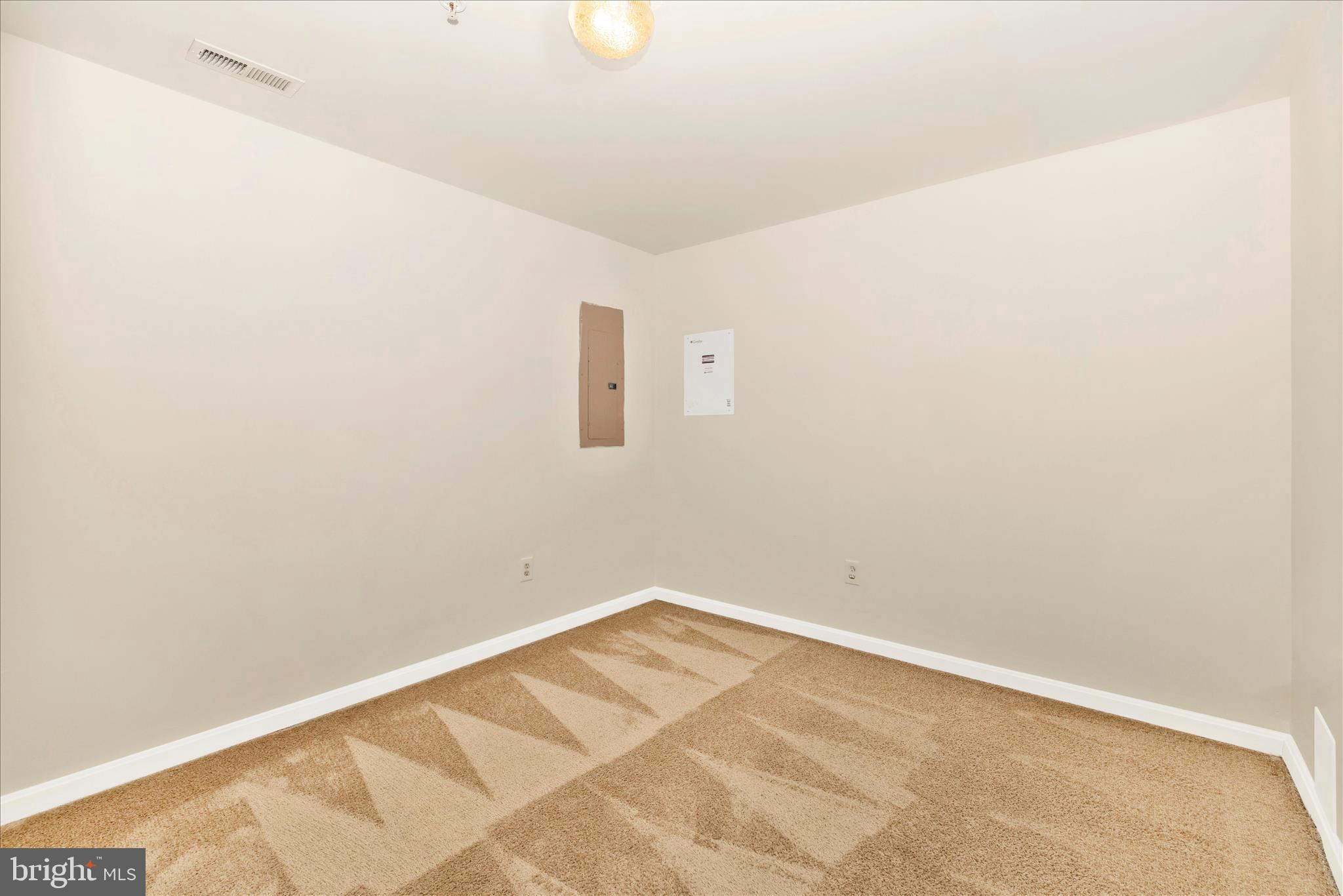 WILLOW BROOK - Residential