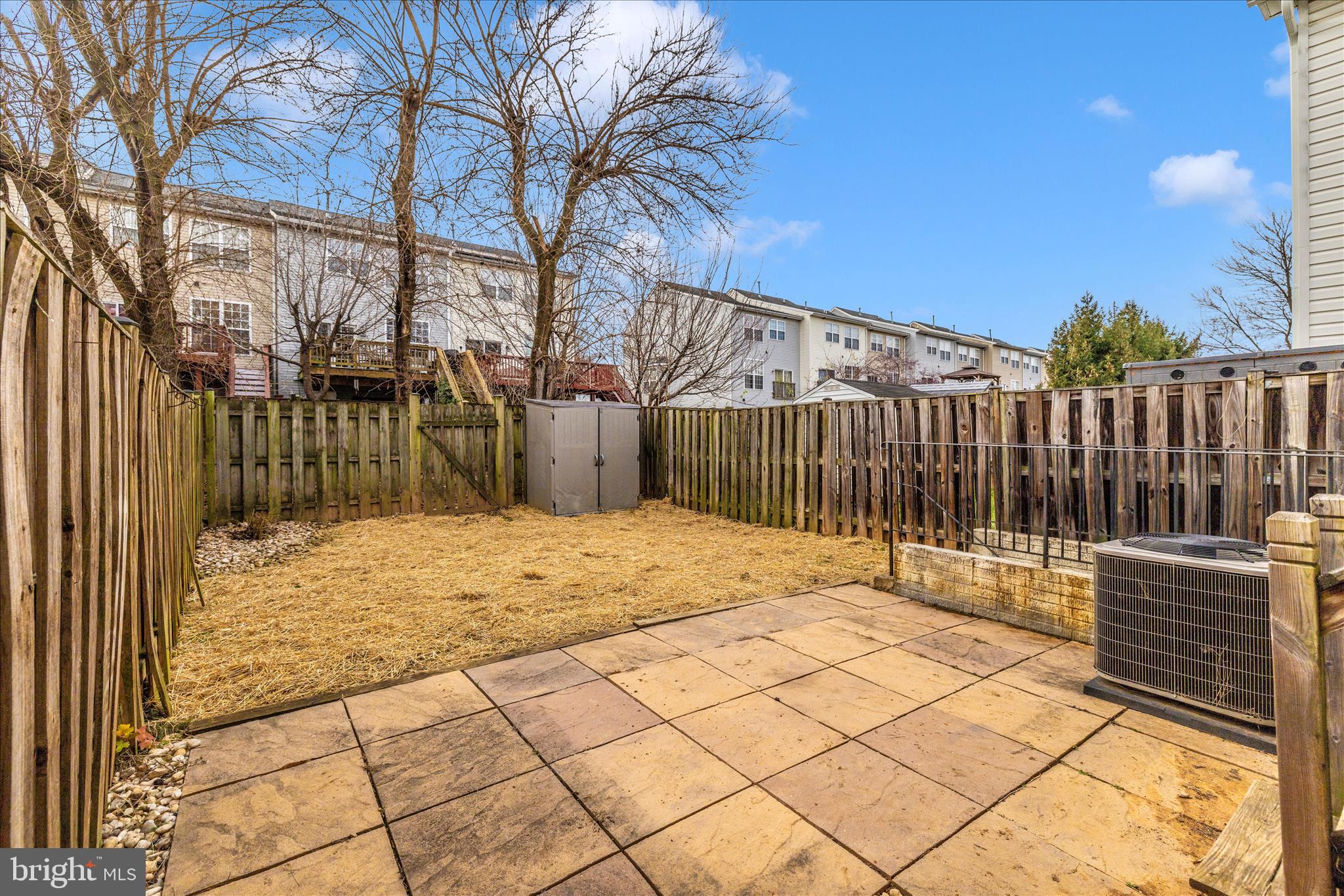 WILLOW BROOK - Residential