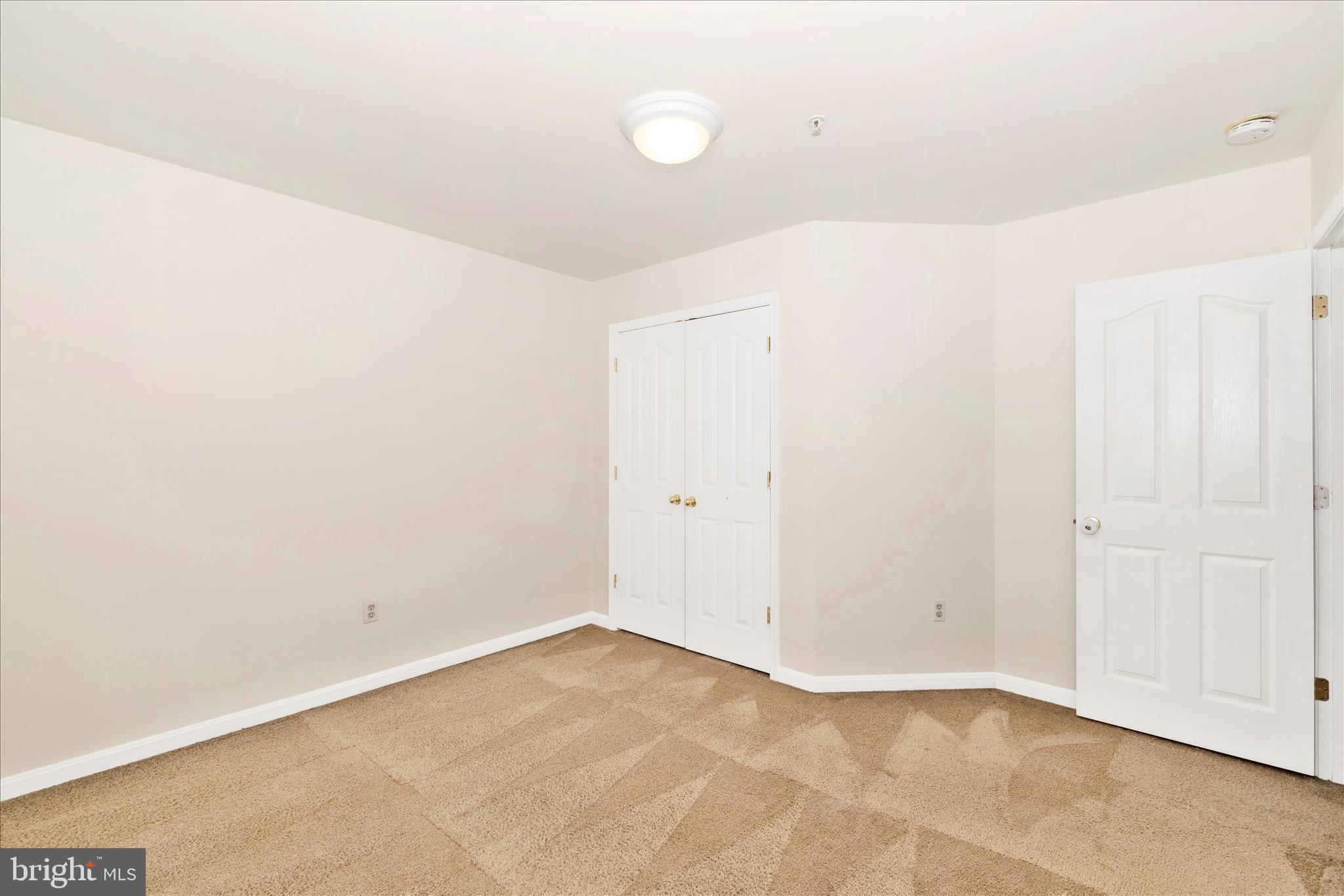 WILLOW BROOK - Residential