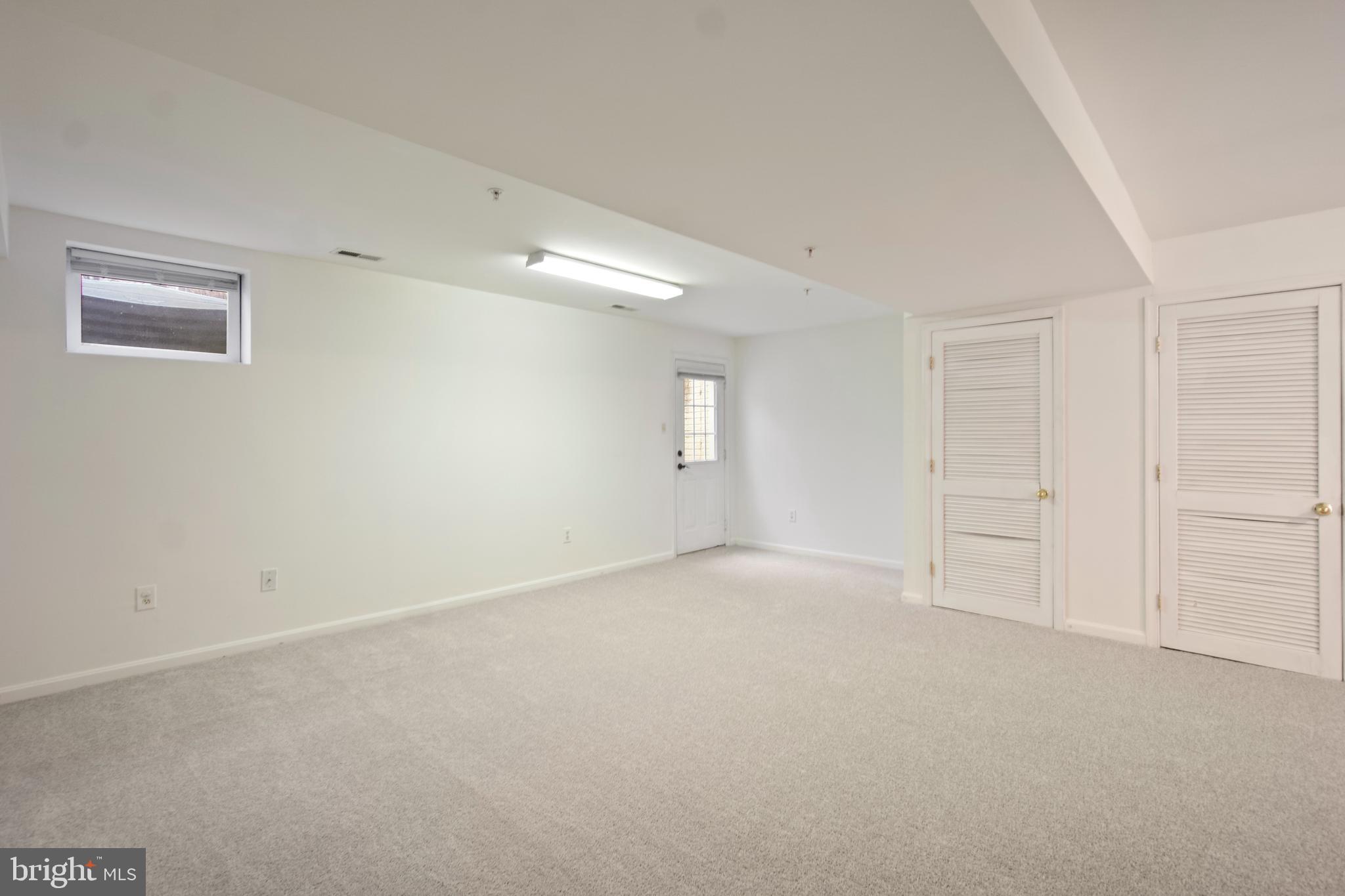 WILLOW BROOK - Residential