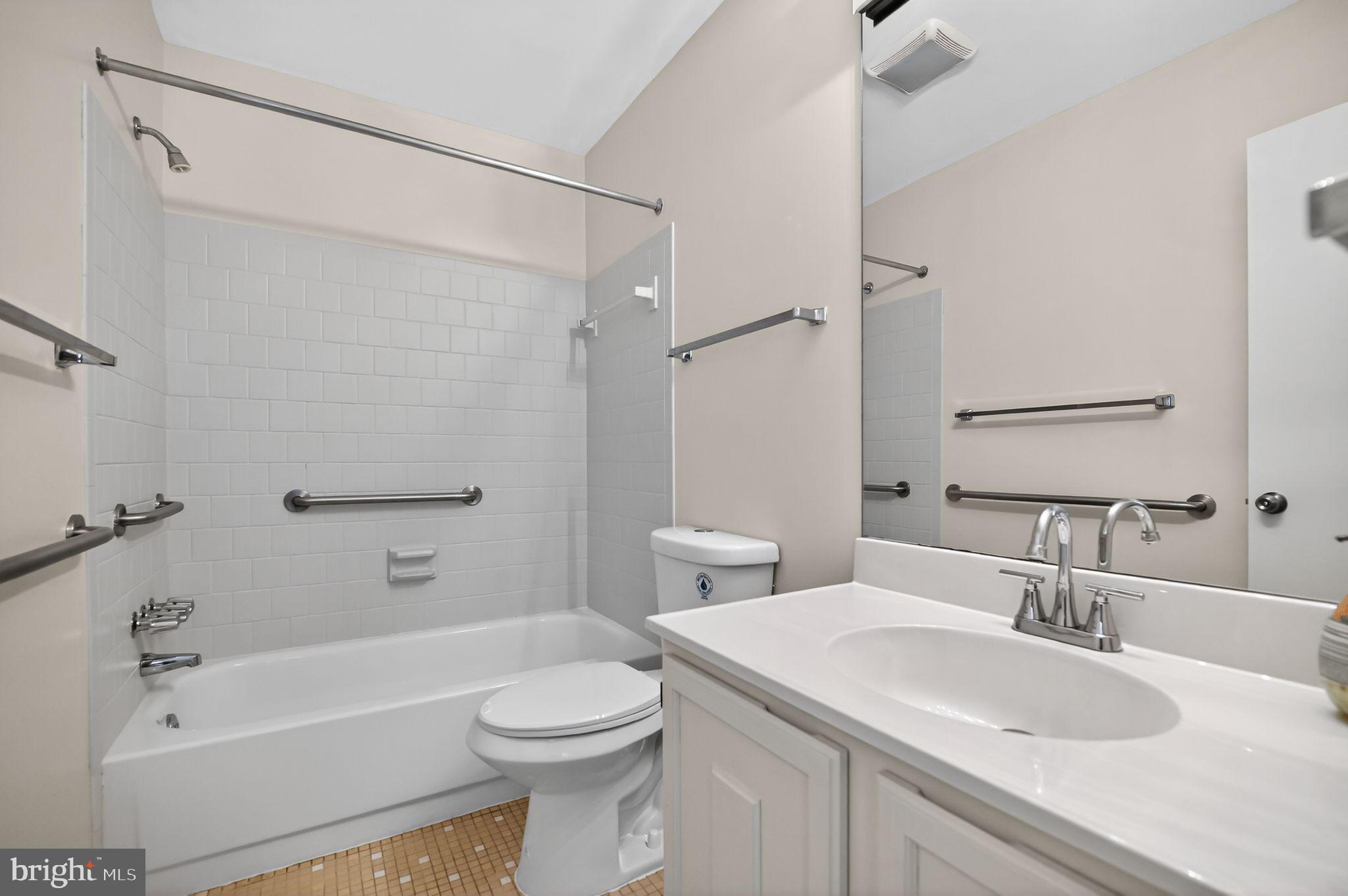 SOUTHFIELD - Residential