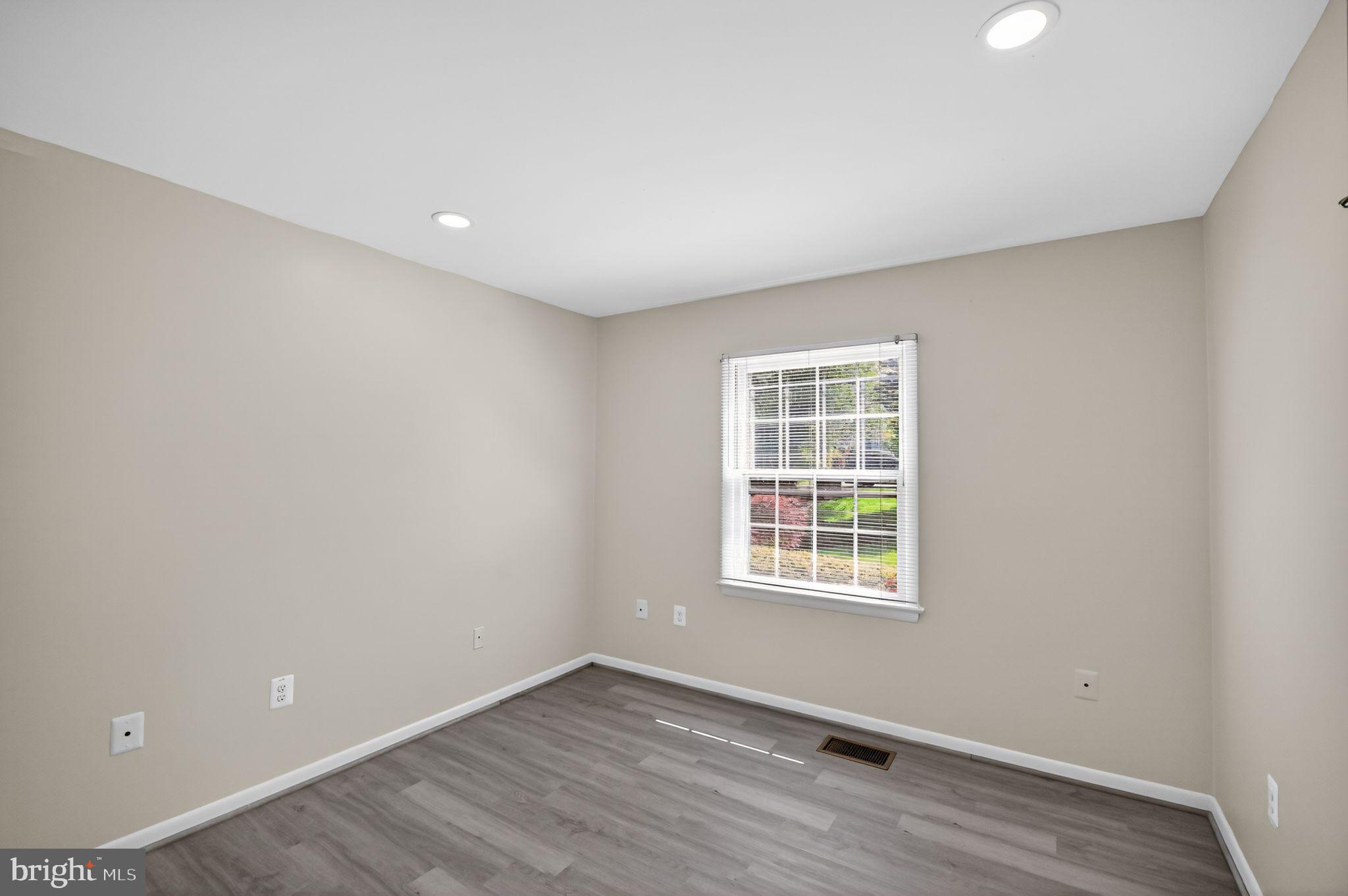 SOUTHFIELD - Residential