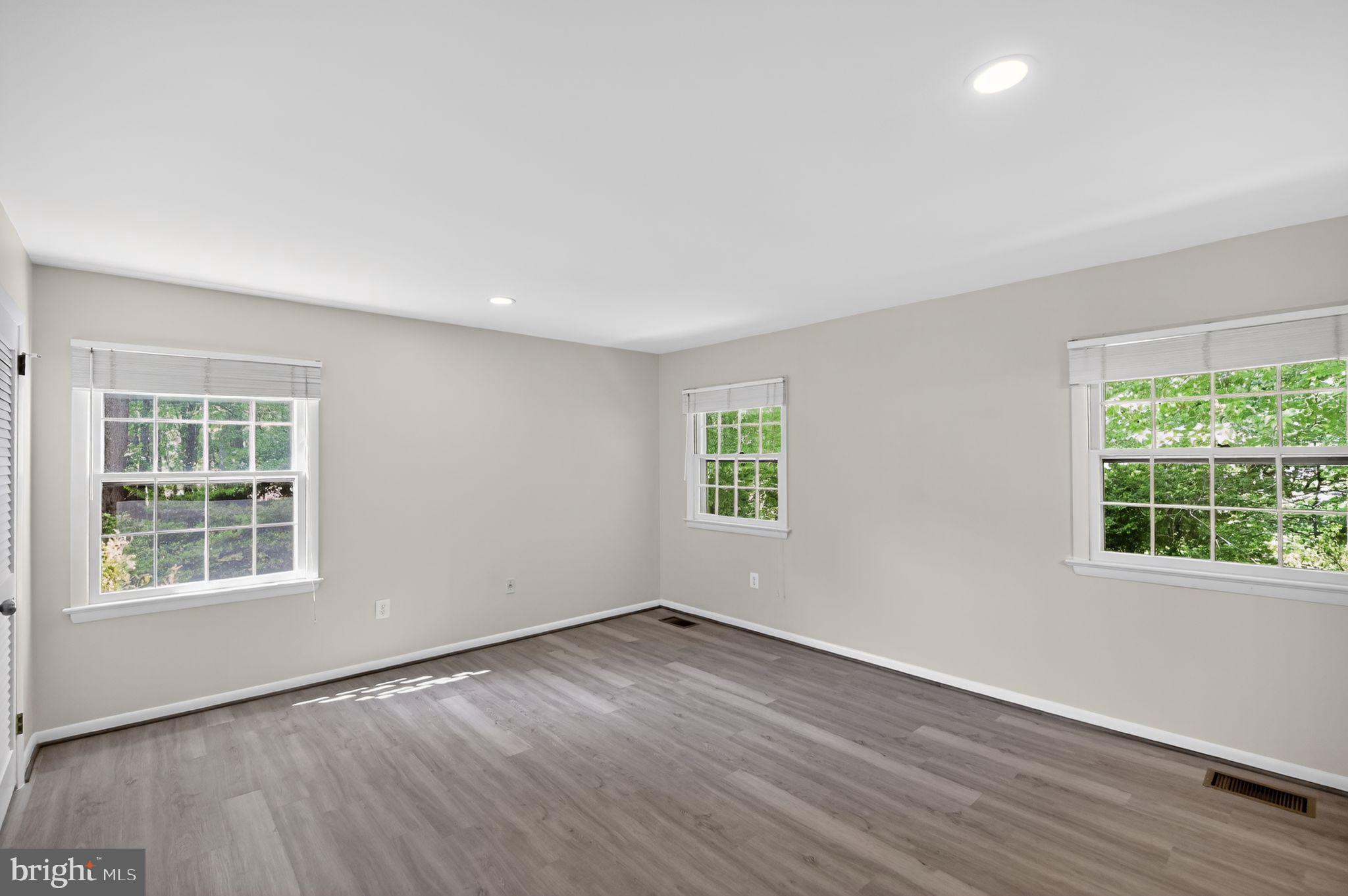 SOUTHFIELD - Residential