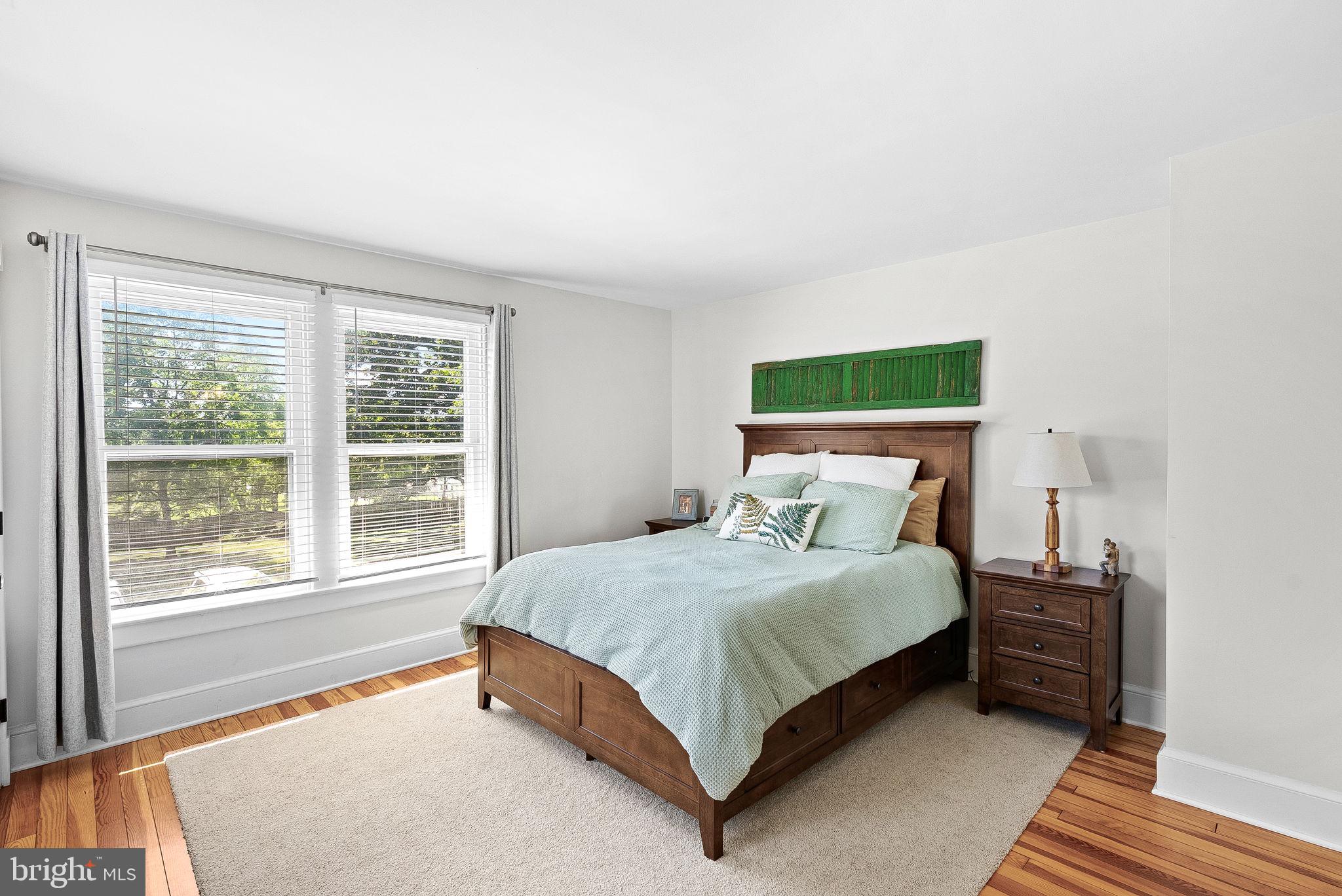 TOWN OF ROUND HILL - Residential