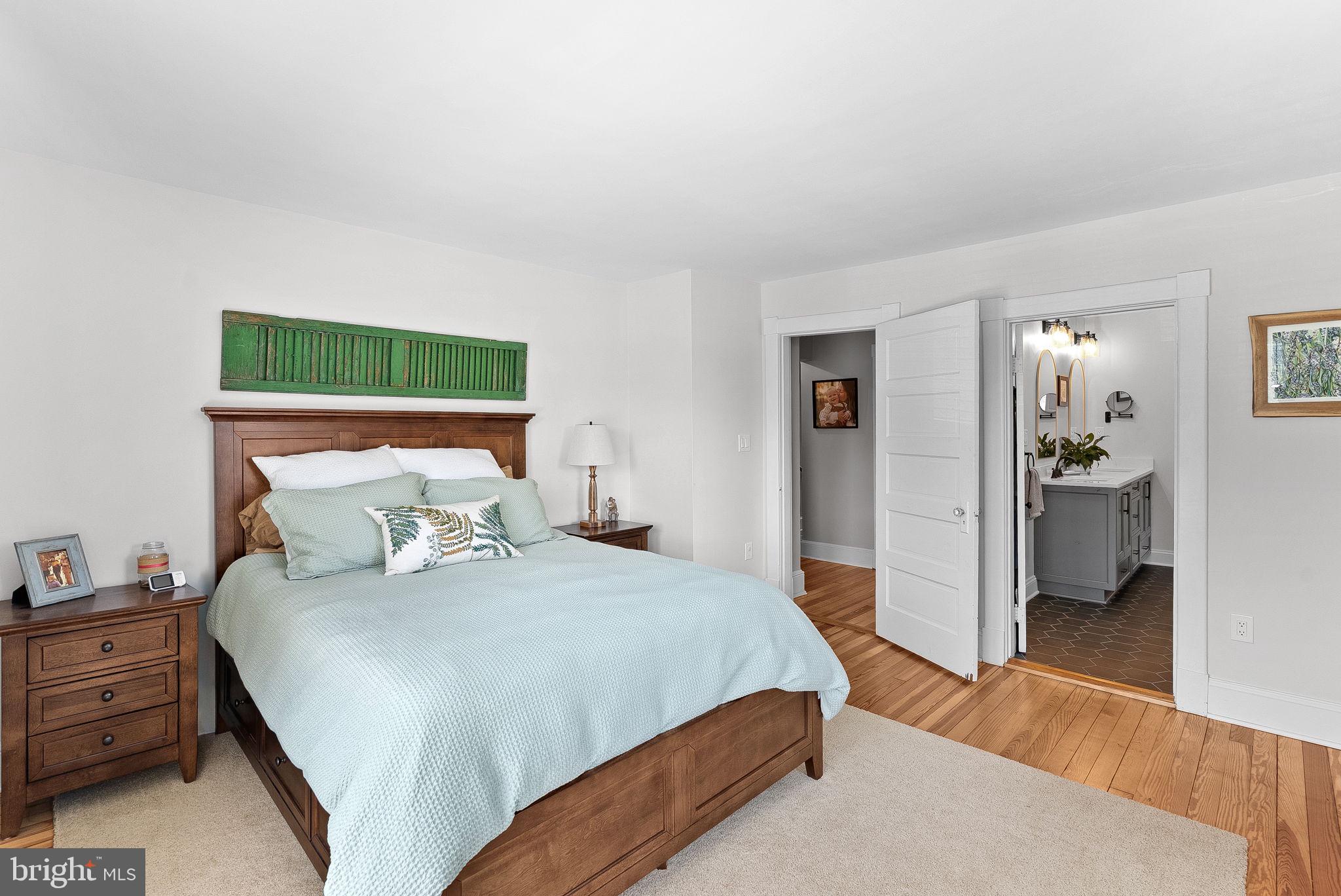 TOWN OF ROUND HILL - Residential