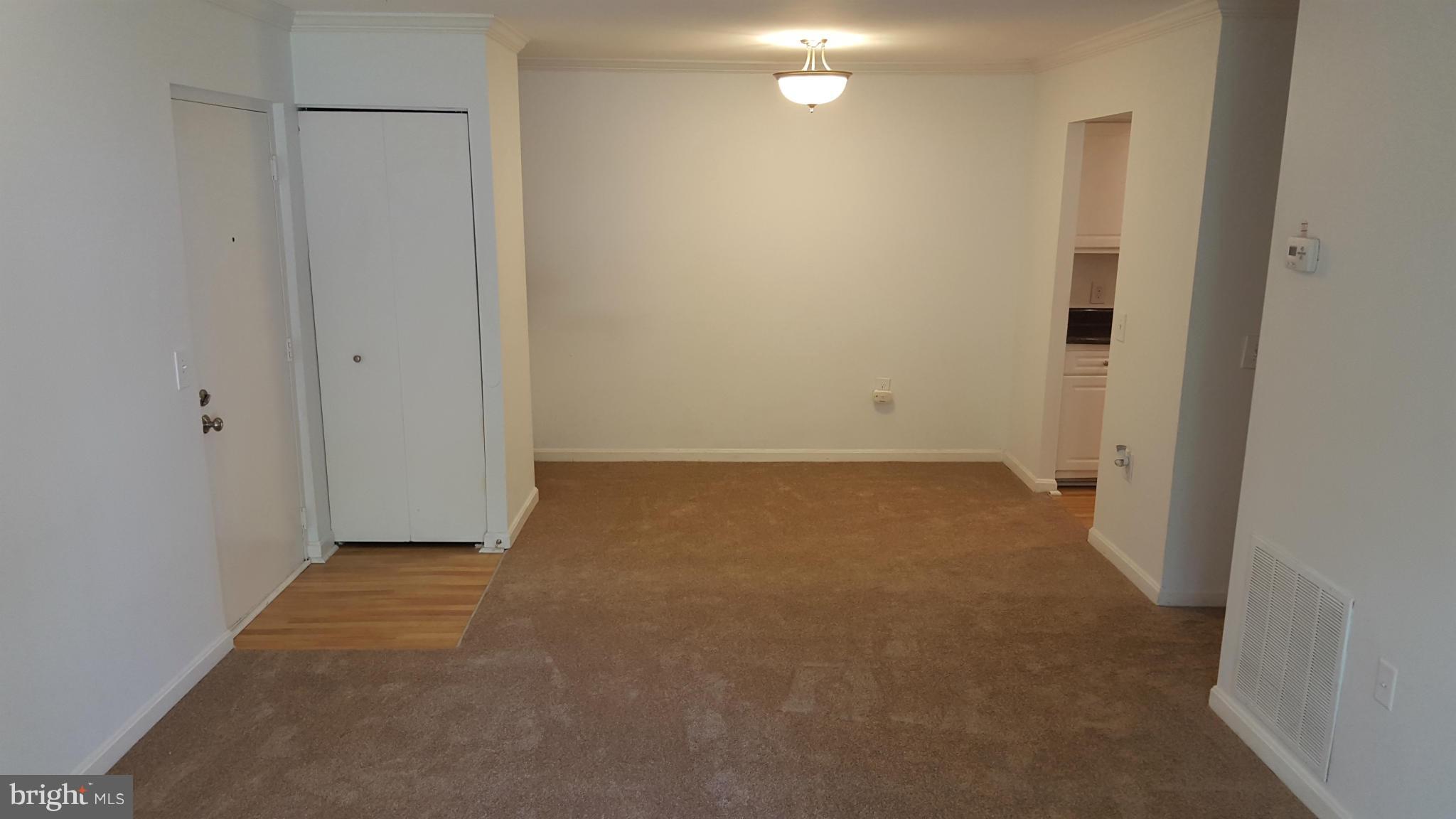 FLOWER HILL - Residential