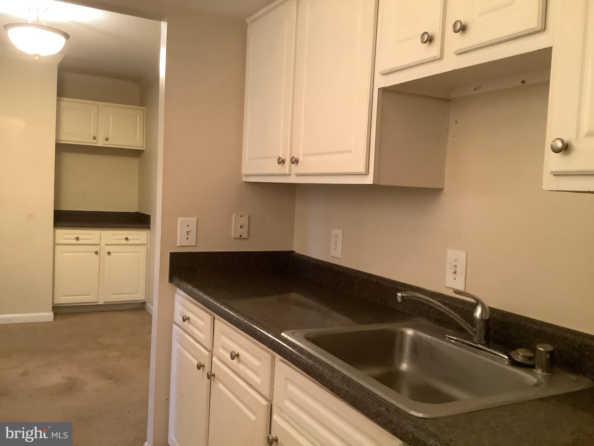 FLOWER HILL - Residential