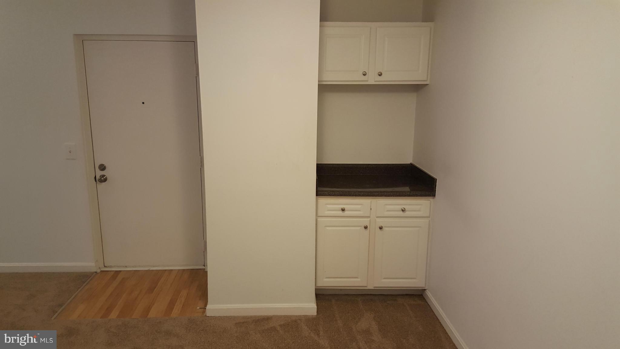 FLOWER HILL - Residential