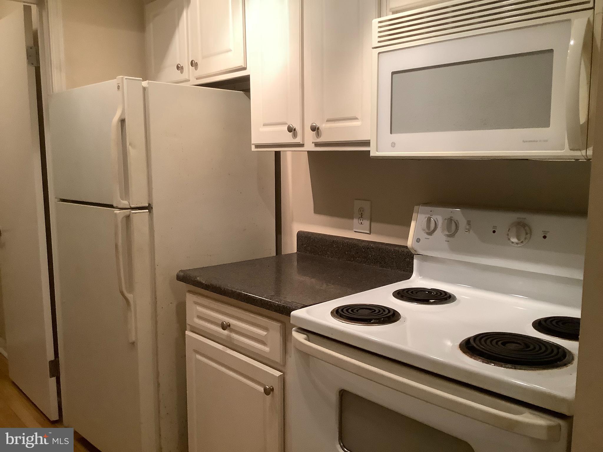 FLOWER HILL - Residential