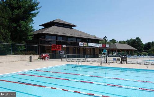 FLOWER HILL - Residential