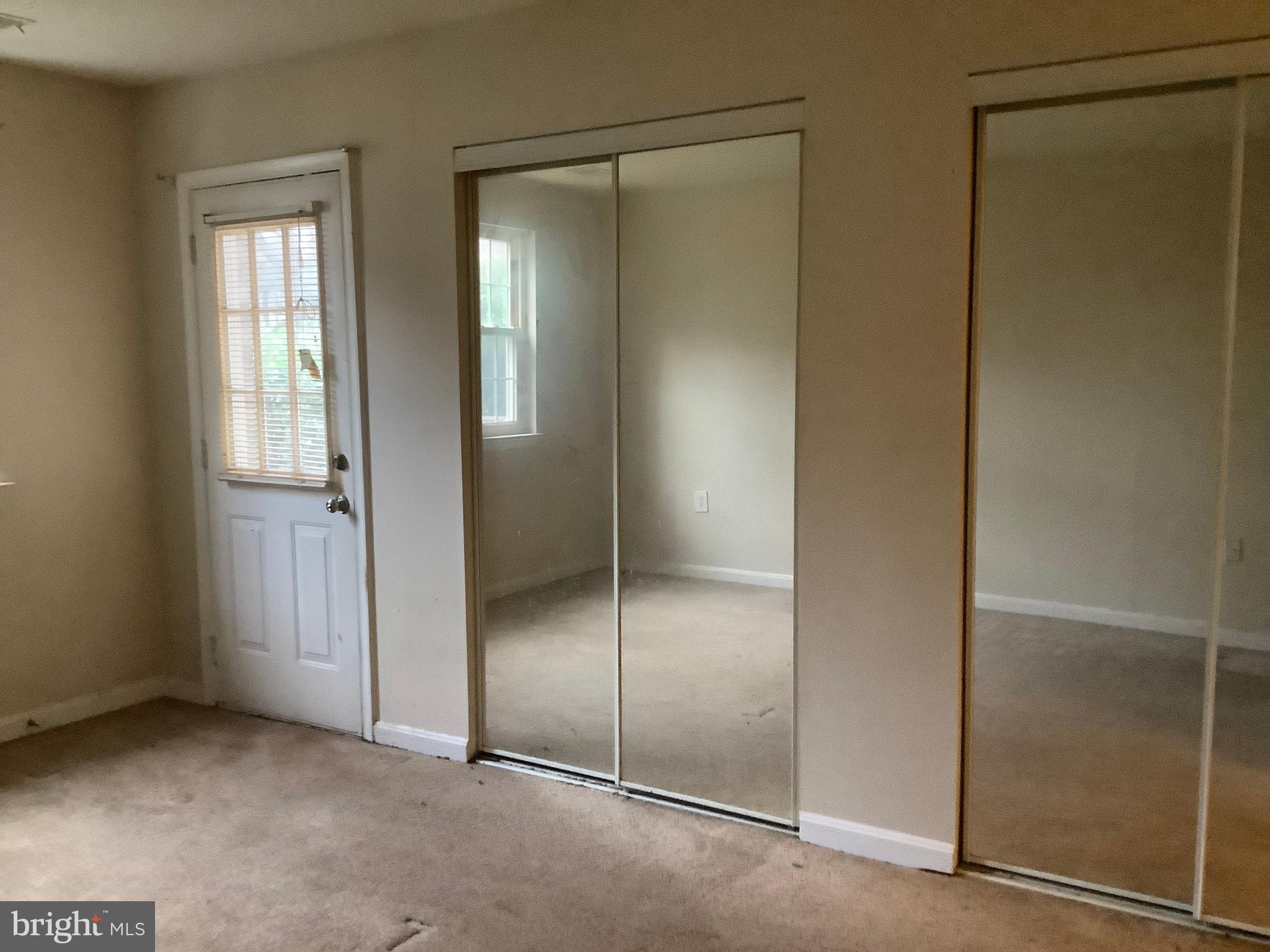 FLOWER HILL - Residential